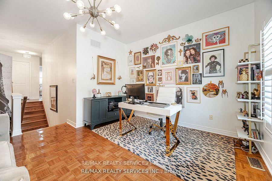 Photo 24 of 105 Sugarhill Drive, Brampton, Fletcher's Meadow — HOMEH