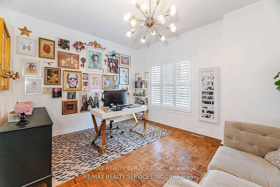 Photo 25 of 105 Sugarhill Drive, Brampton, Fletcher's Meadow — HOMEH