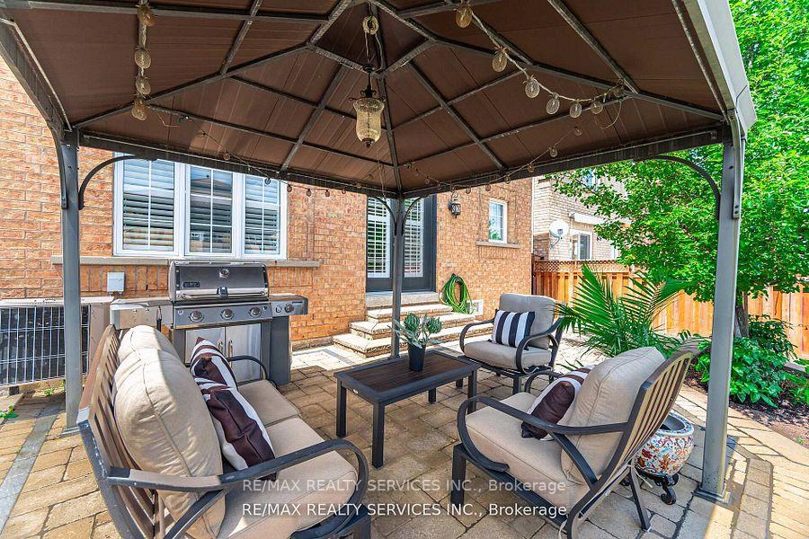 Photo 45 of 105 Sugarhill Drive, Brampton, Fletcher's Meadow — HOMEH