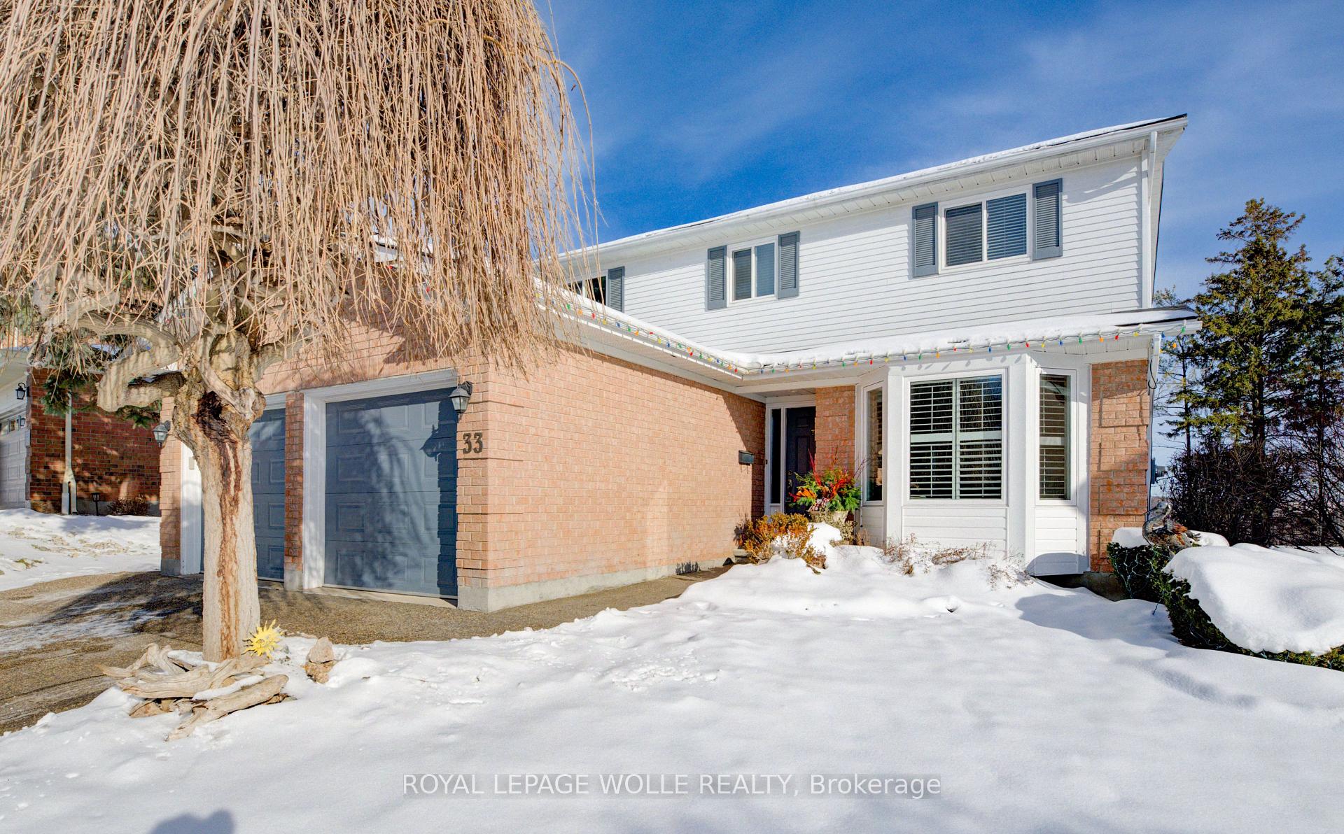 Photo 1 of 33 Tinatawa Court, Waterloo — HOMEH