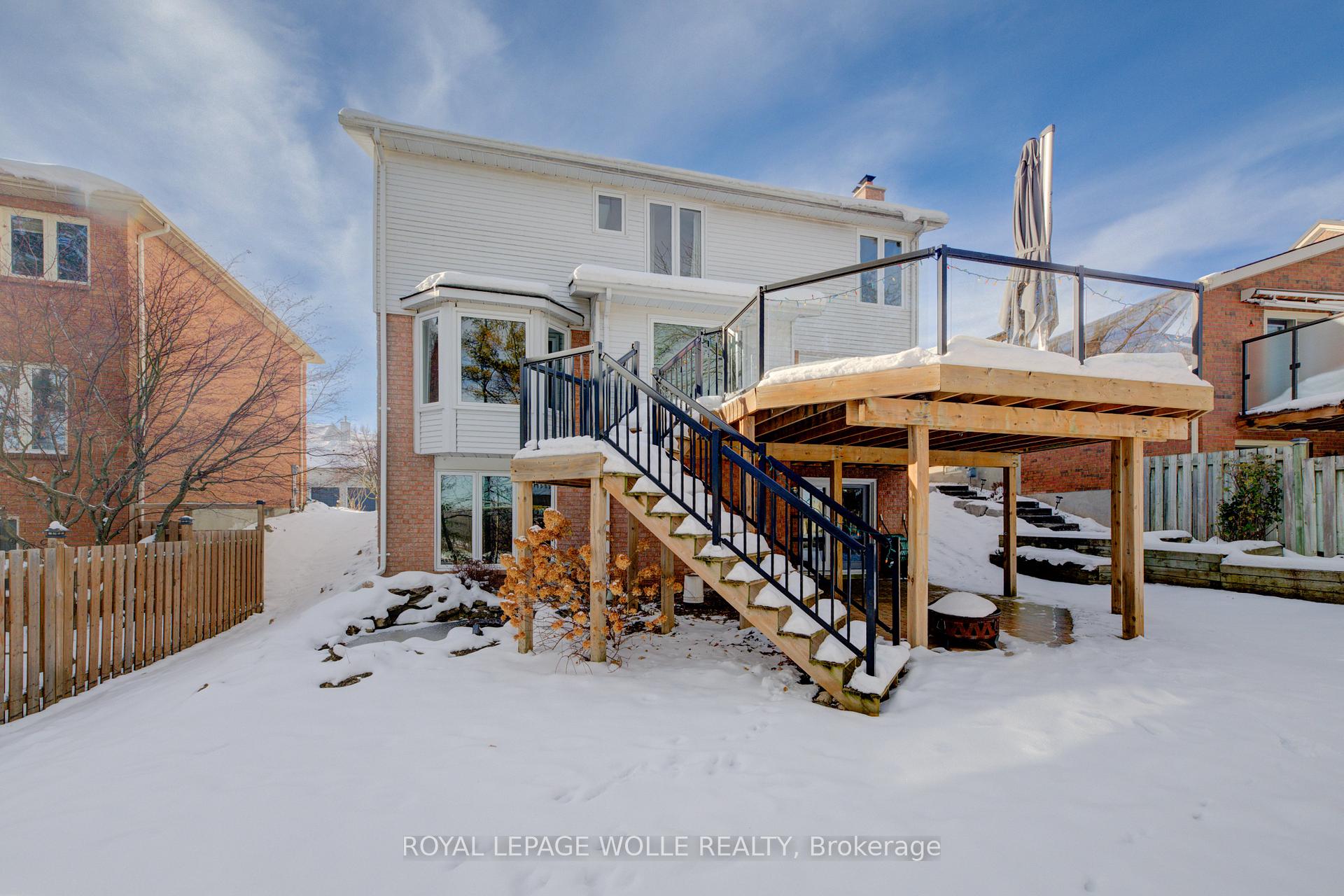 Photo 4 of 33 Tinatawa Court, Waterloo — HOMEH