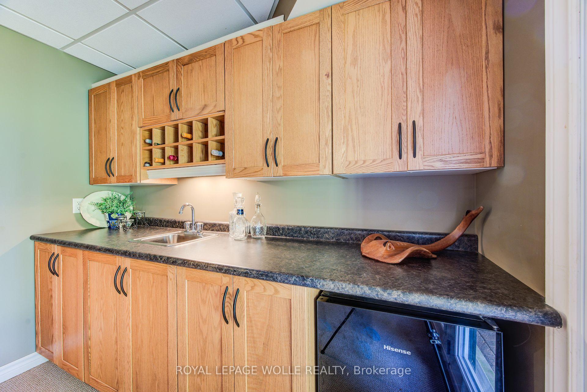 Photo 44 of 33 Tinatawa Court, Waterloo — HOMEH