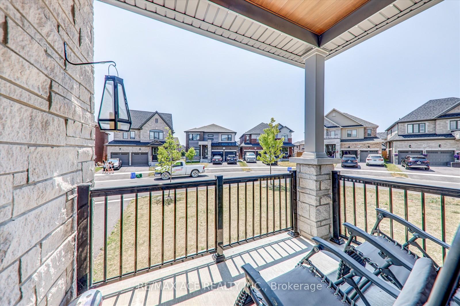 Photo 43 of 63 Wamsley Crescent, Clarington, Newcastle — HOMEH