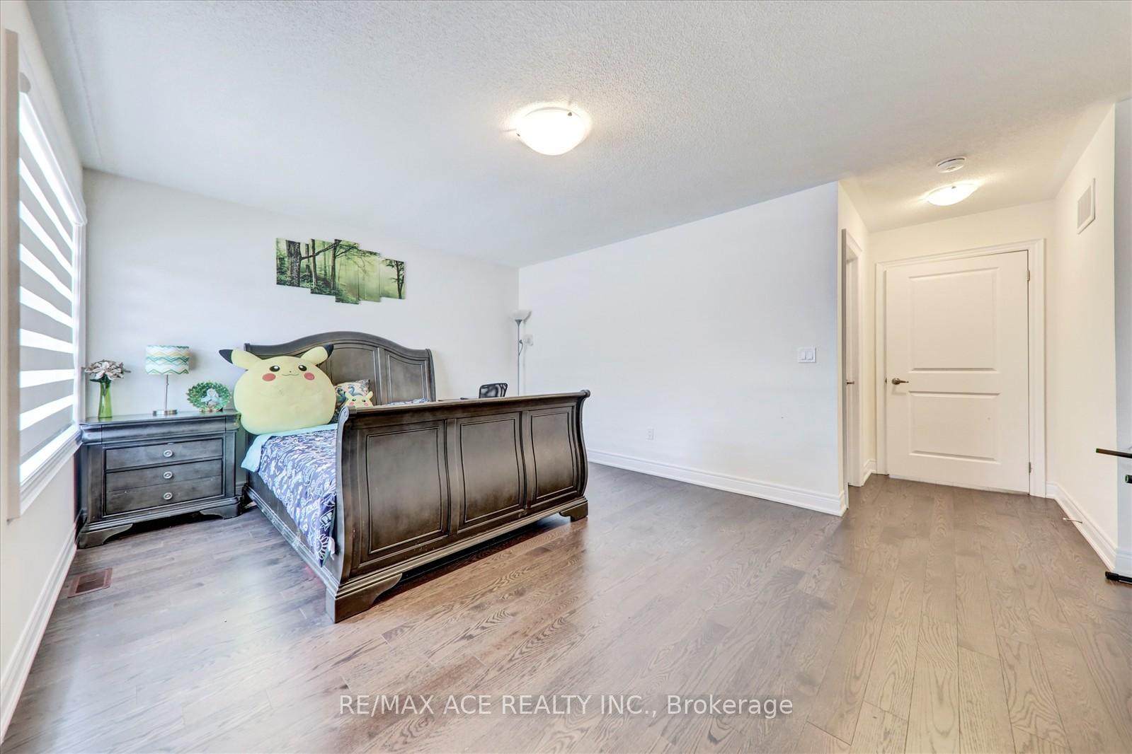 Photo 46 of 63 Wamsley Crescent, Clarington, Newcastle — HOMEH
