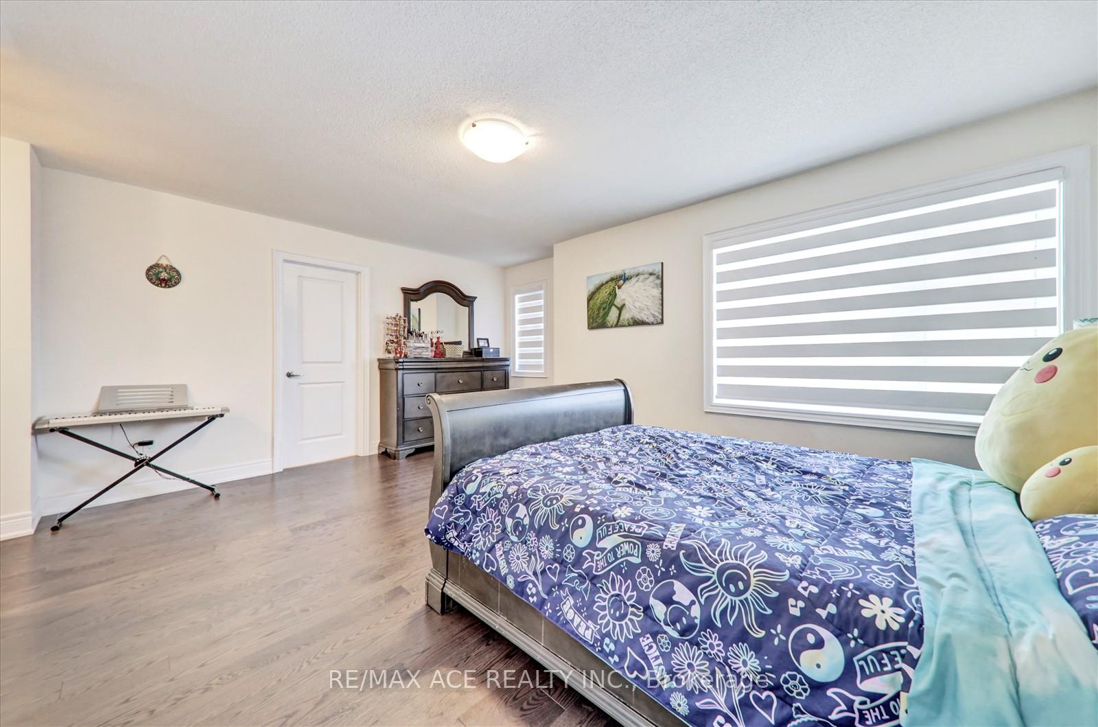 Photo 47 of 63 Wamsley Crescent, Clarington, Newcastle — HOMEH