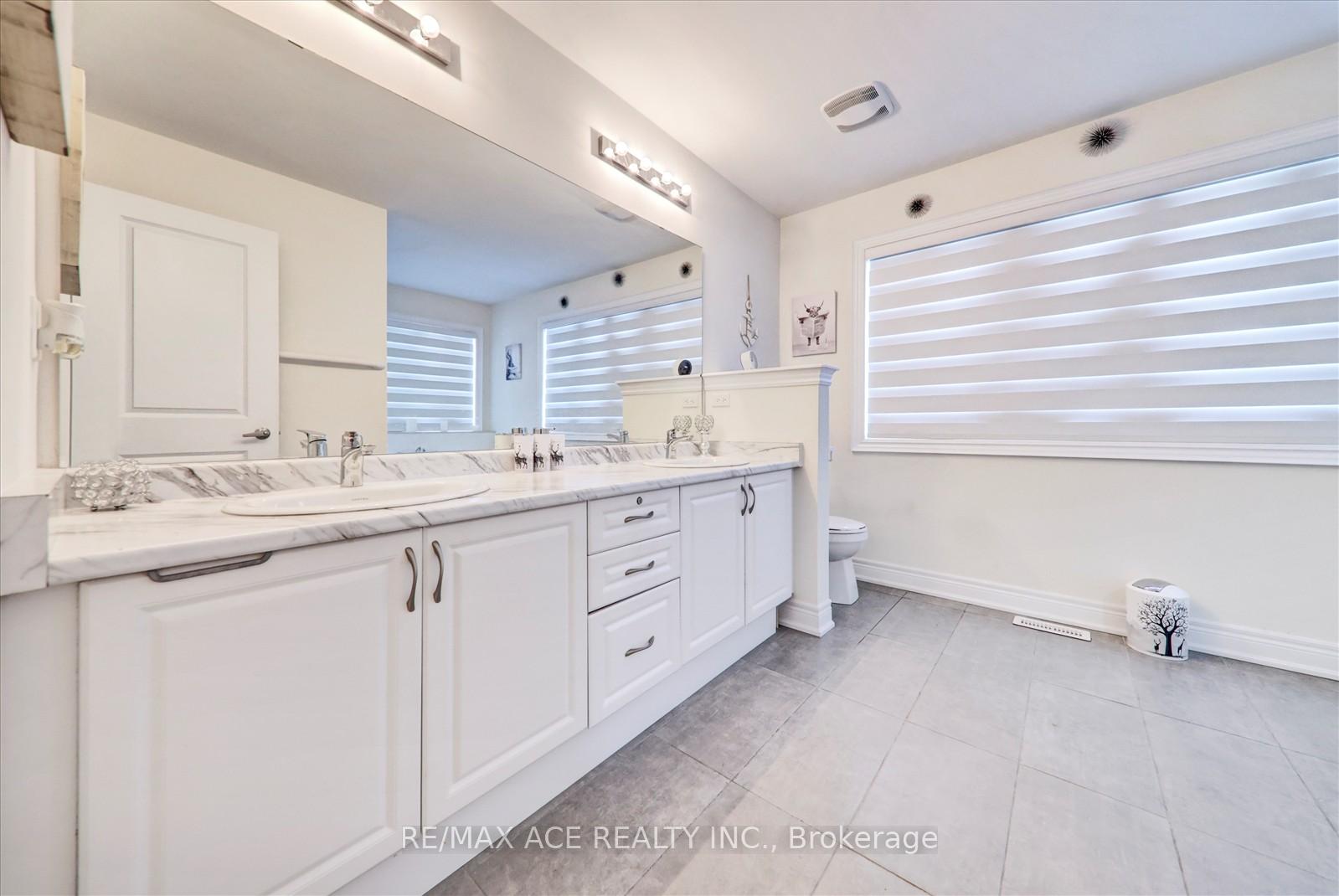 Photo 48 of 63 Wamsley Crescent, Clarington, Newcastle — HOMEH