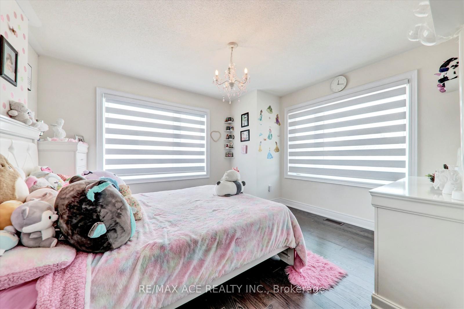 Photo 54 of 63 Wamsley Crescent, Clarington, Newcastle — HOMEH