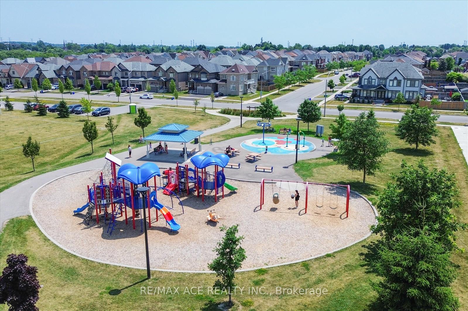 Photo 84 of 63 Wamsley Crescent, Clarington, Newcastle — HOMEH