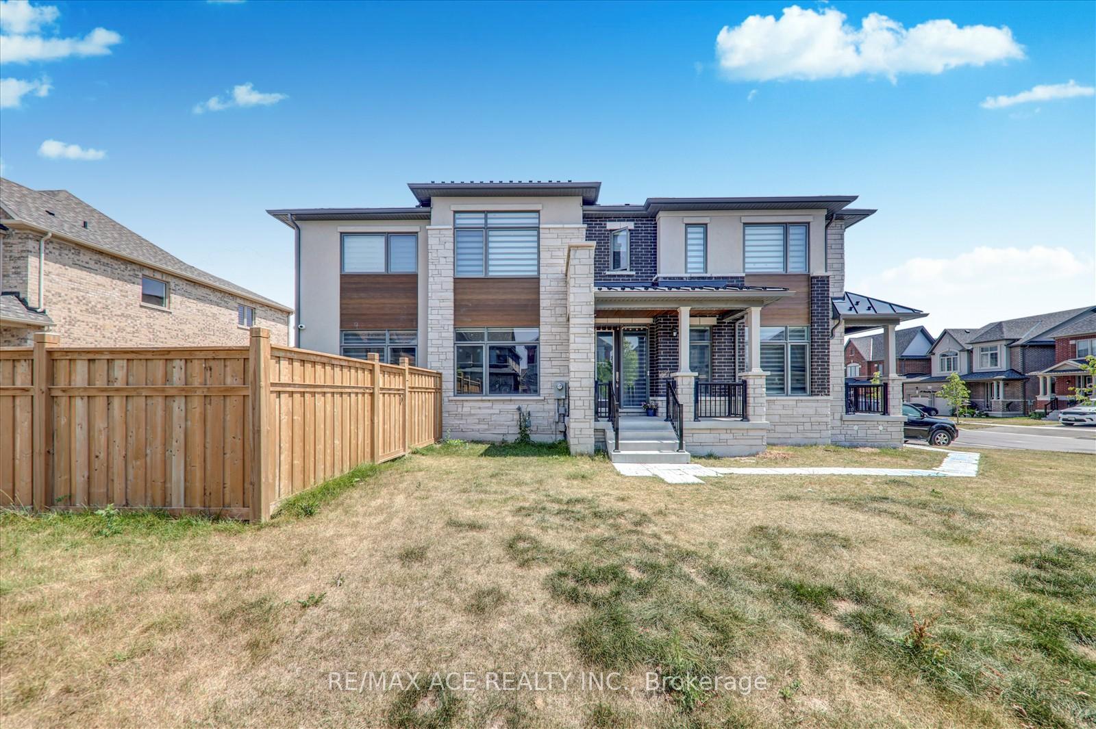 Photo 27 of 63 Wamsley Crescent, Clarington, Newcastle — HOMEH