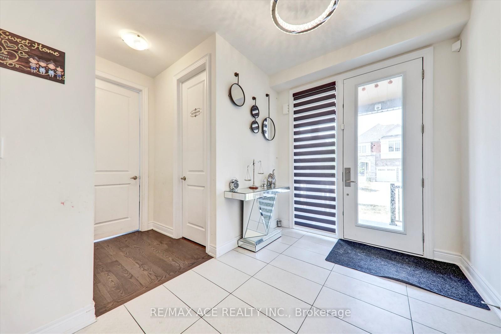 Photo 29 of 63 Wamsley Crescent, Clarington, Newcastle — HOMEH