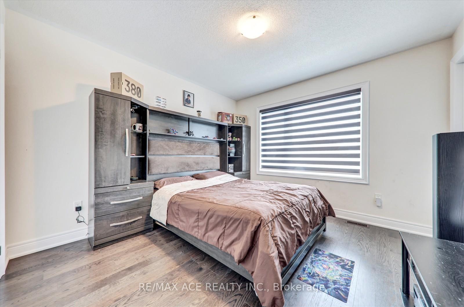 Photo 77 of 63 Wamsley Crescent, Clarington, Newcastle — HOMEH