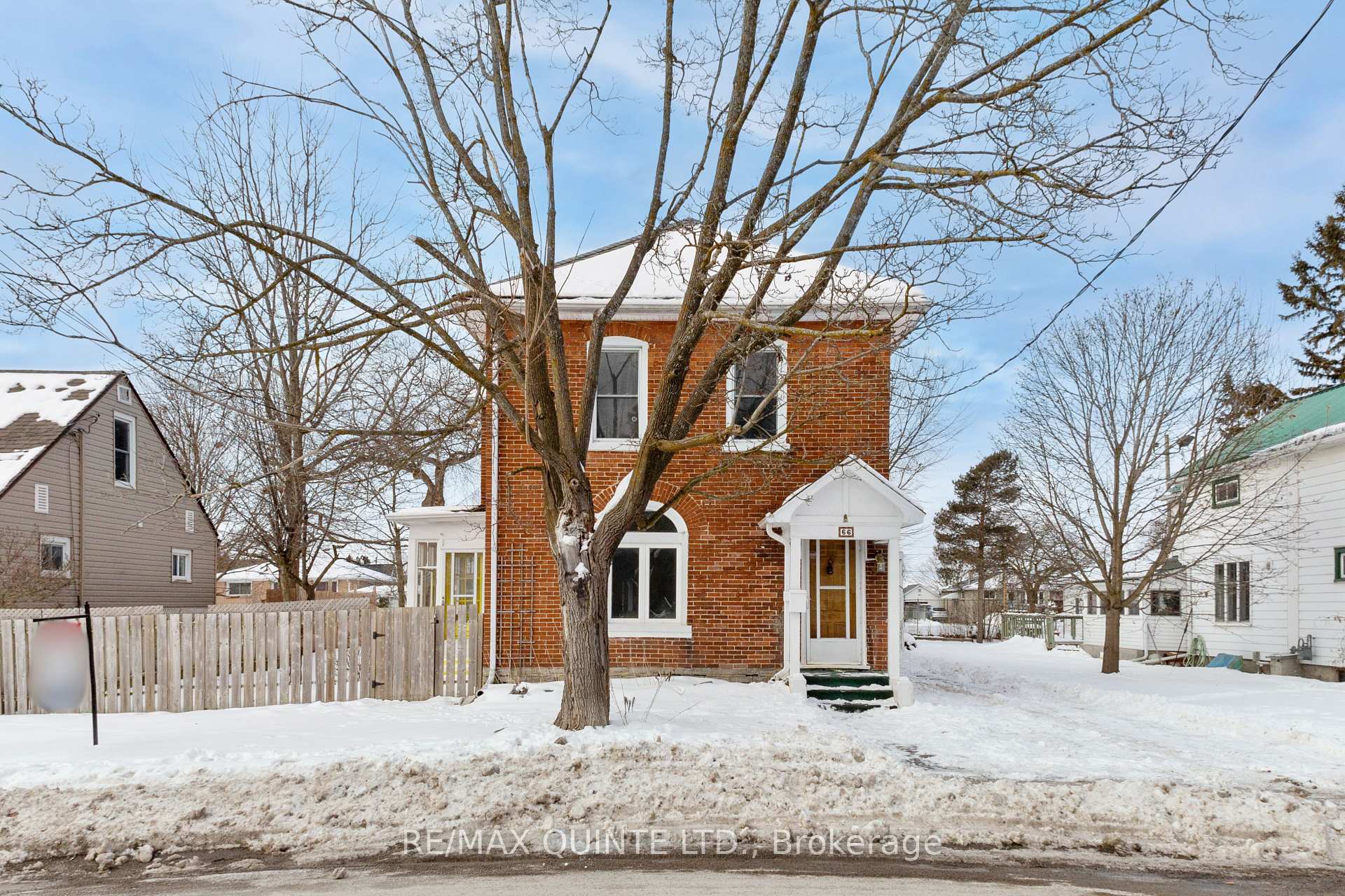 Photo 2 of 66 Dunbar Street, Belleville, Belleville Ward — HOMEH