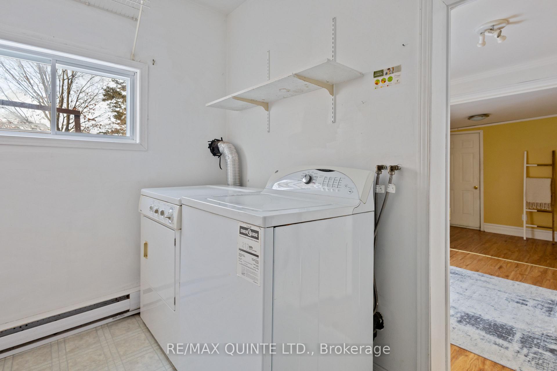 Photo 23 of 66 Dunbar Street, Belleville, Belleville Ward — HOMEH