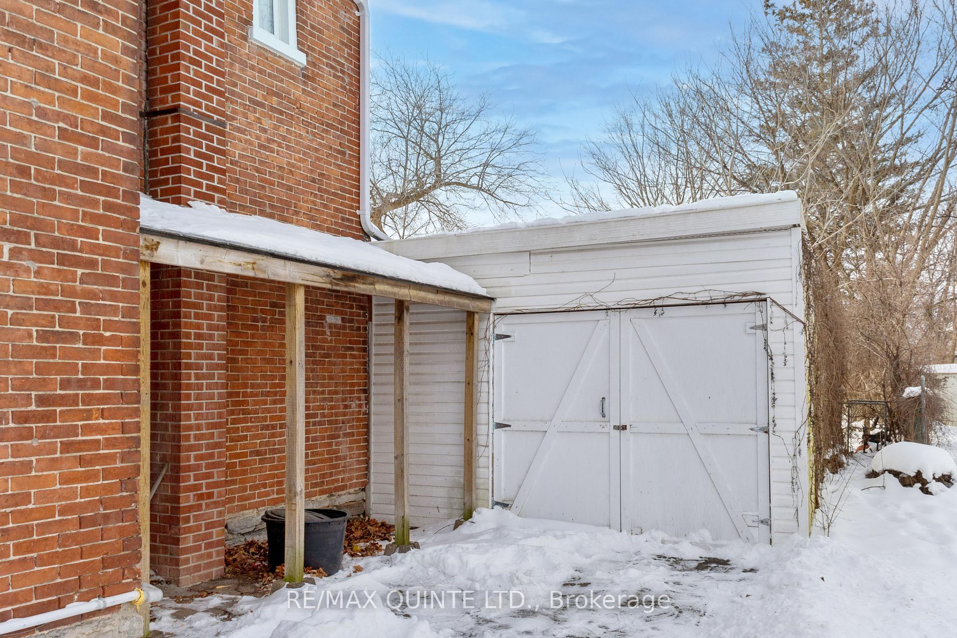 Photo 24 of 66 Dunbar Street, Belleville, Belleville Ward — HOMEH