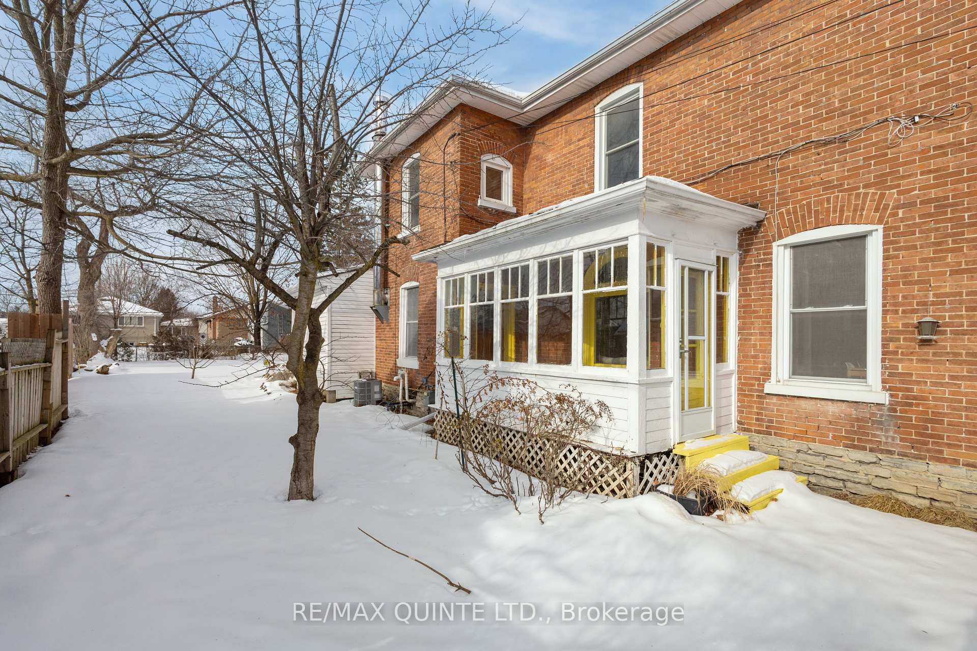 Photo 25 of 66 Dunbar Street, Belleville, Belleville Ward — HOMEH