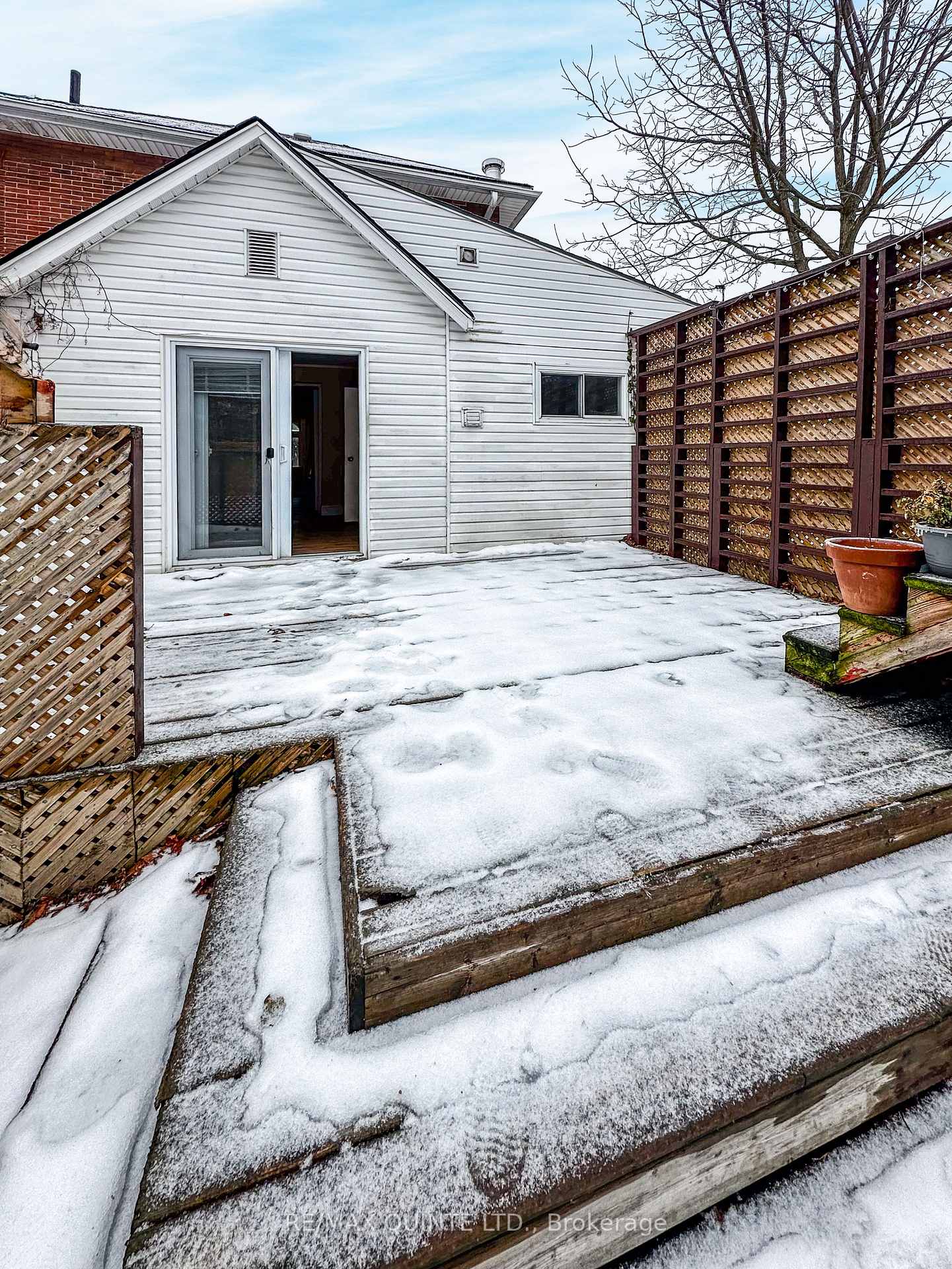 Photo 26 of 66 Dunbar Street, Belleville, Belleville Ward — HOMEH