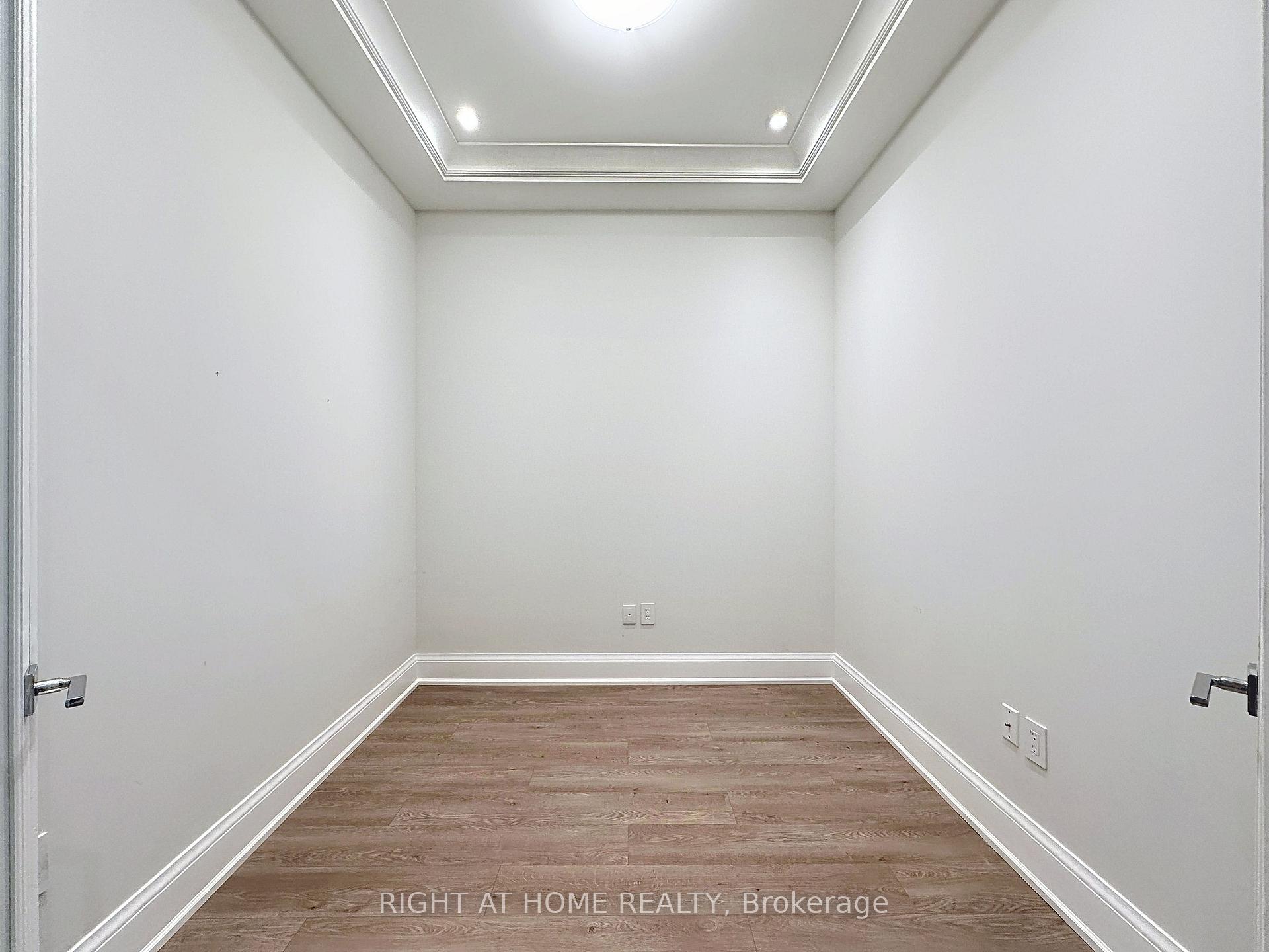 Photo 8 of Unit PH02, 208 Main St Unionville Street, Markham, Unionville — HOMEH