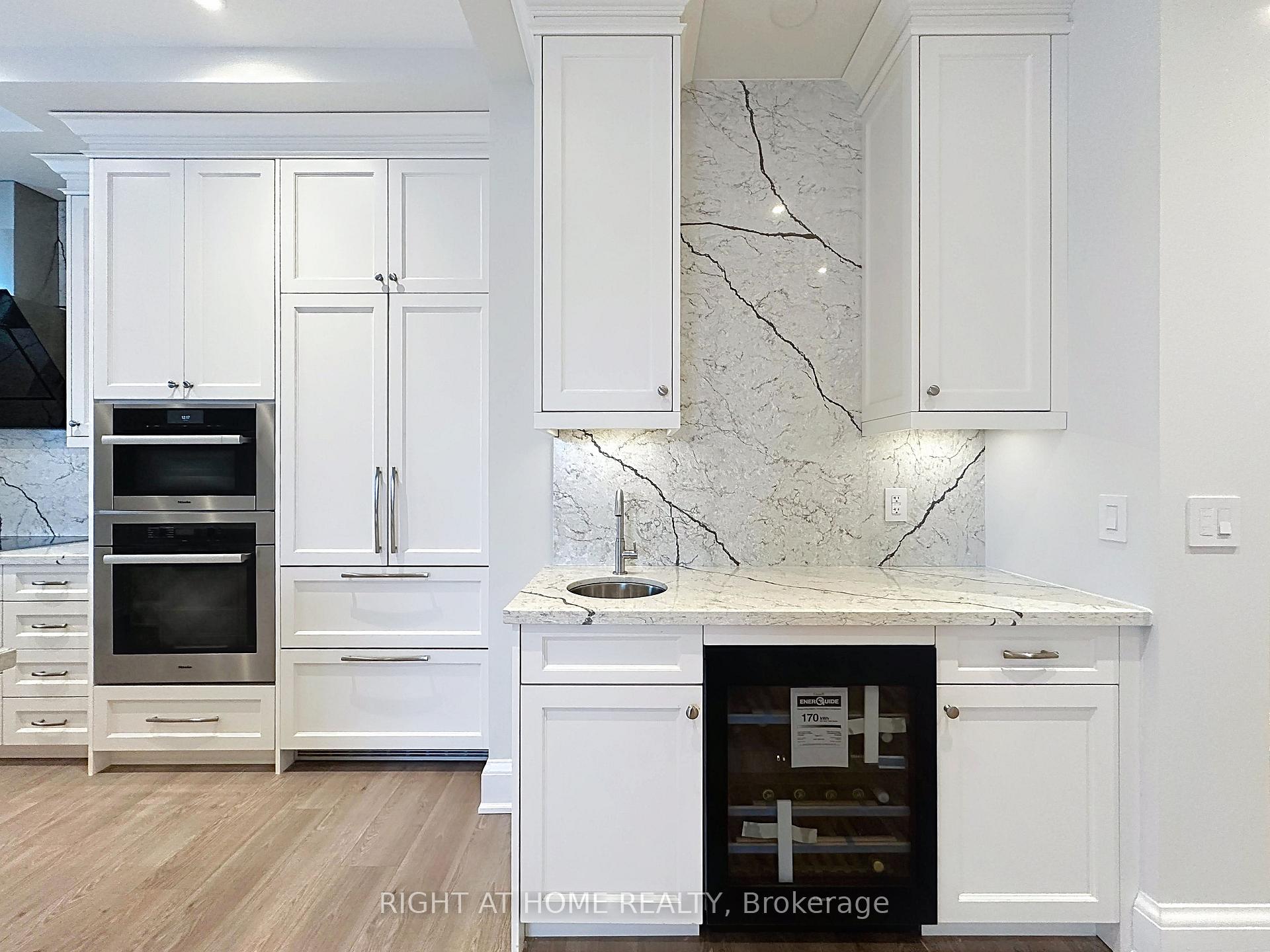 Photo 13 of Unit PH02, 208 Main St Unionville Street, Markham, Unionville — HOMEH