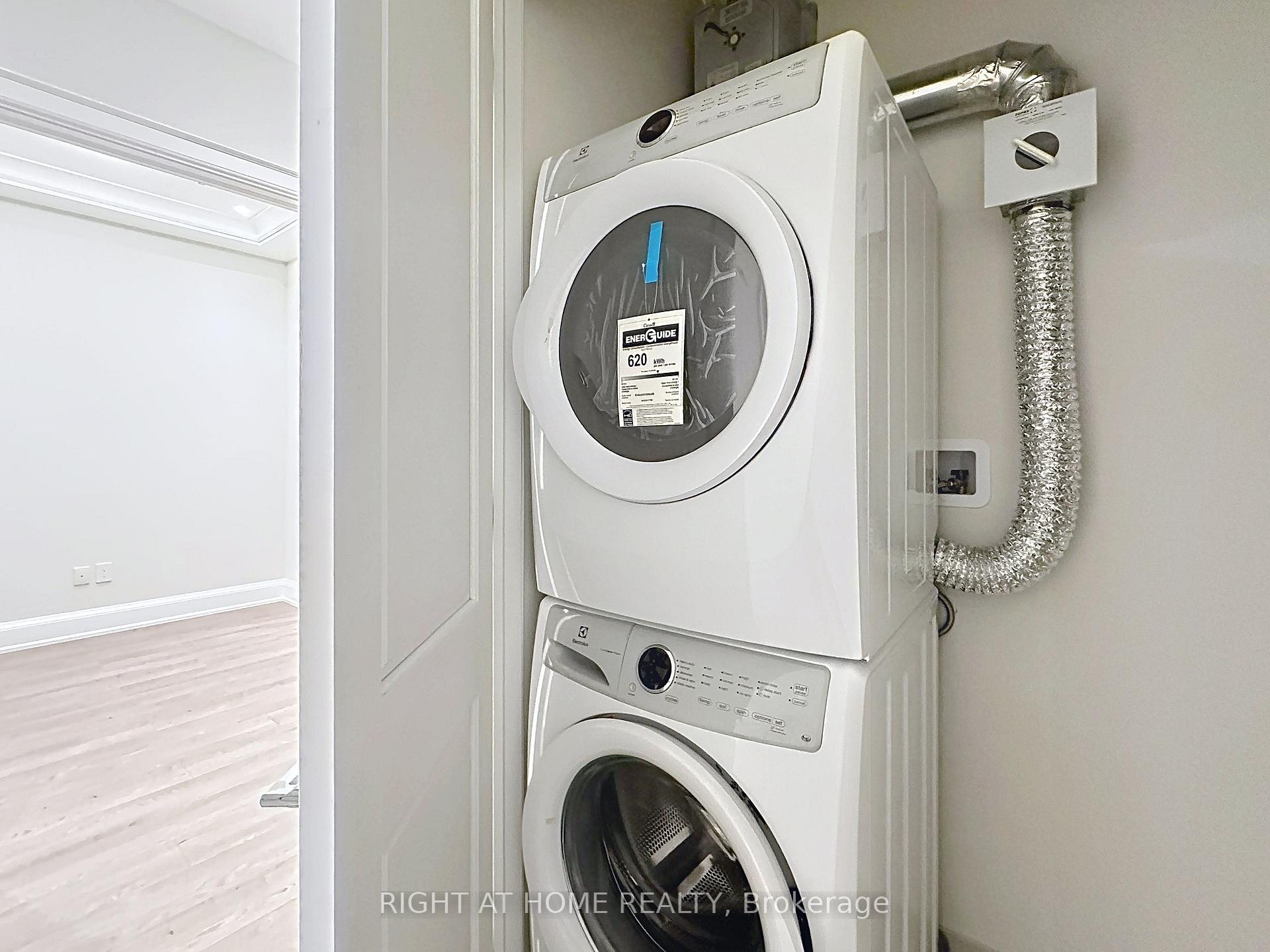 Photo 39 of Unit PH02, 208 Main St Unionville Street, Markham, Unionville — HOMEH