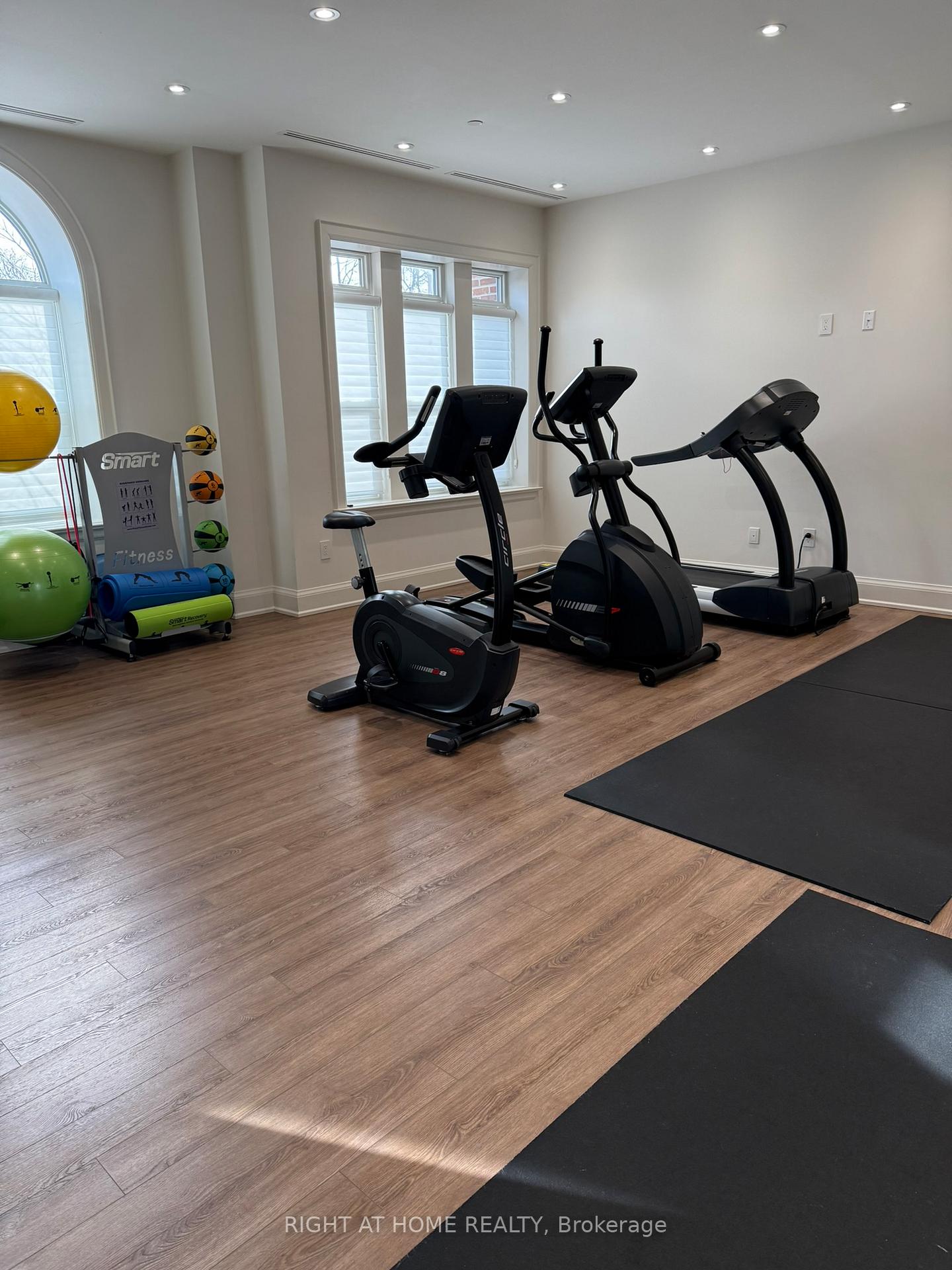 Photo 45 of Unit PH02, 208 Main St Unionville Street, Markham, Unionville — HOMEH