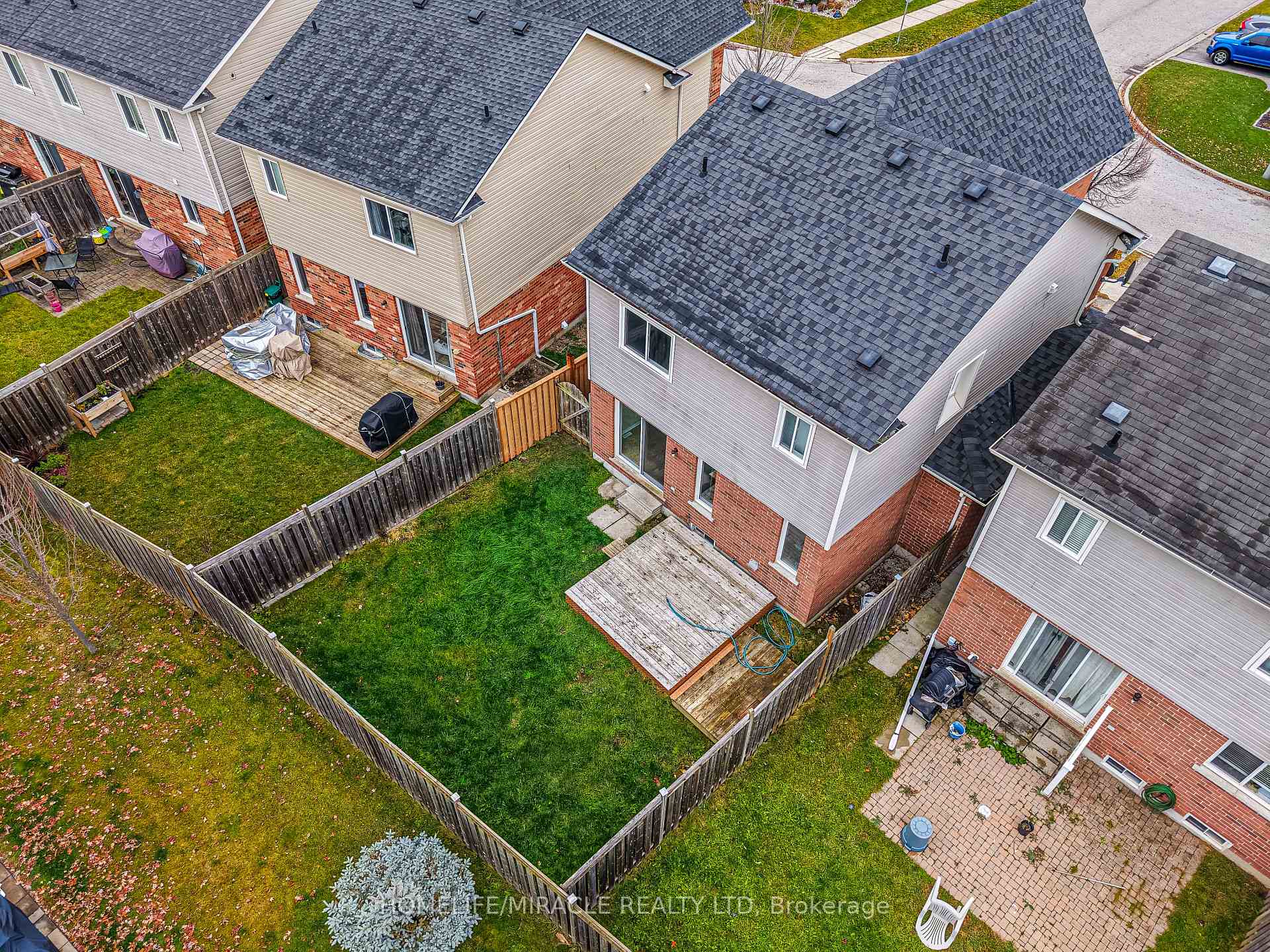 Photo 39 of 12 Diana Way, Barrie, Innis-Shore — HOMEH