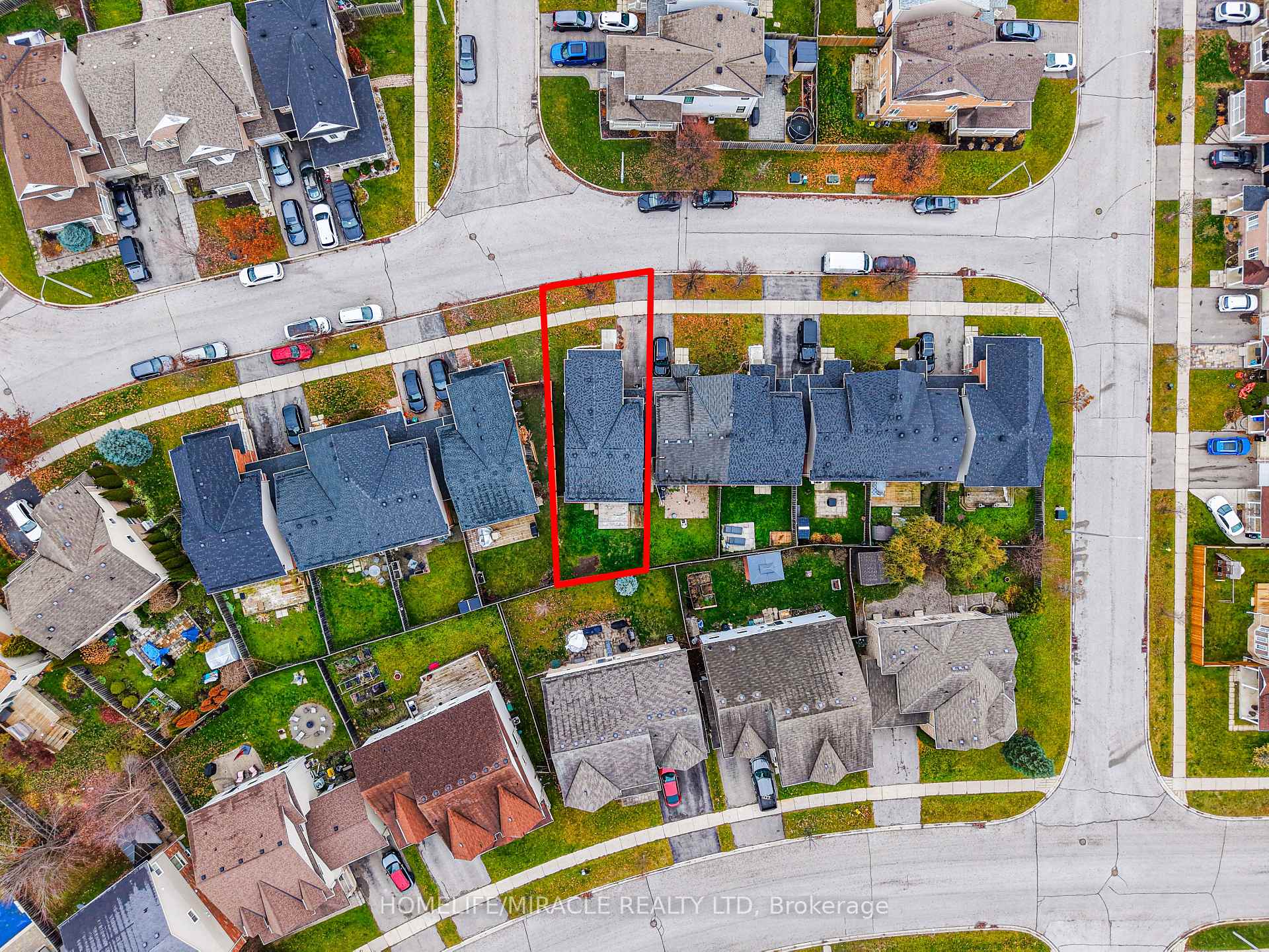 Photo 44 of 12 Diana Way, Barrie, Innis-Shore — HOMEH