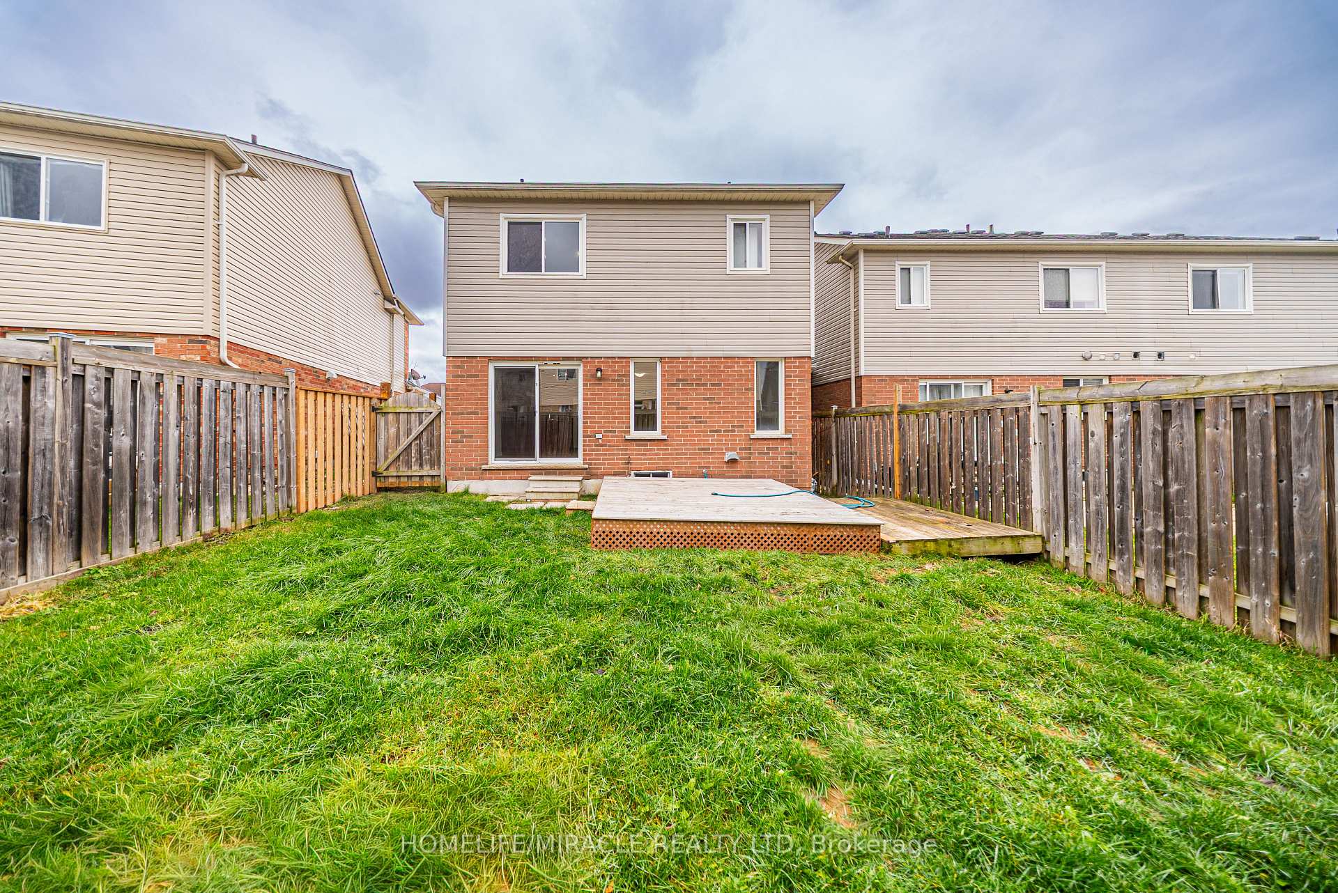 Photo 48 of 12 Diana Way, Barrie, Innis-Shore — HOMEH