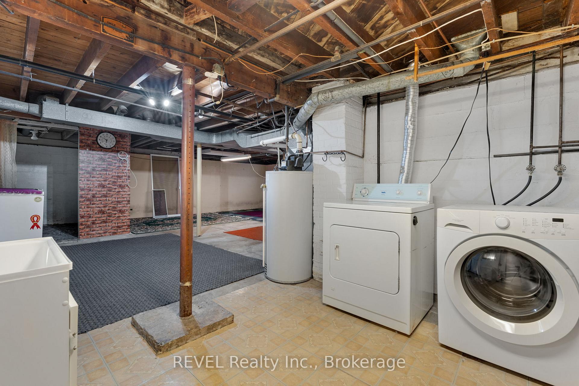 Photo 38 of 239 Becken Crescent, Welland, Cooks Mills — HOMEH