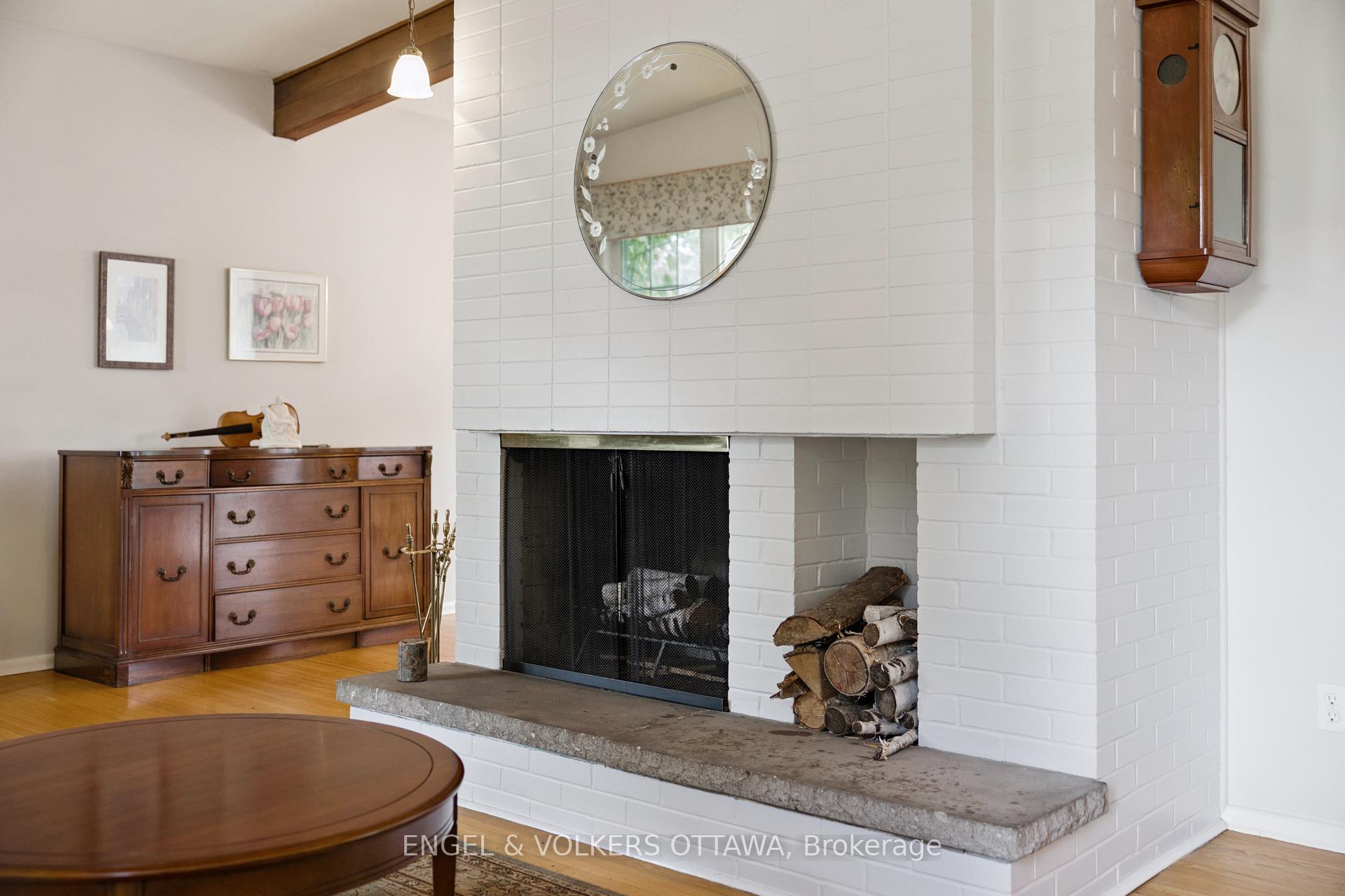 Photo 10 of 1161 Cameo Drive, Ottawa, Copeland Park — HOMEH