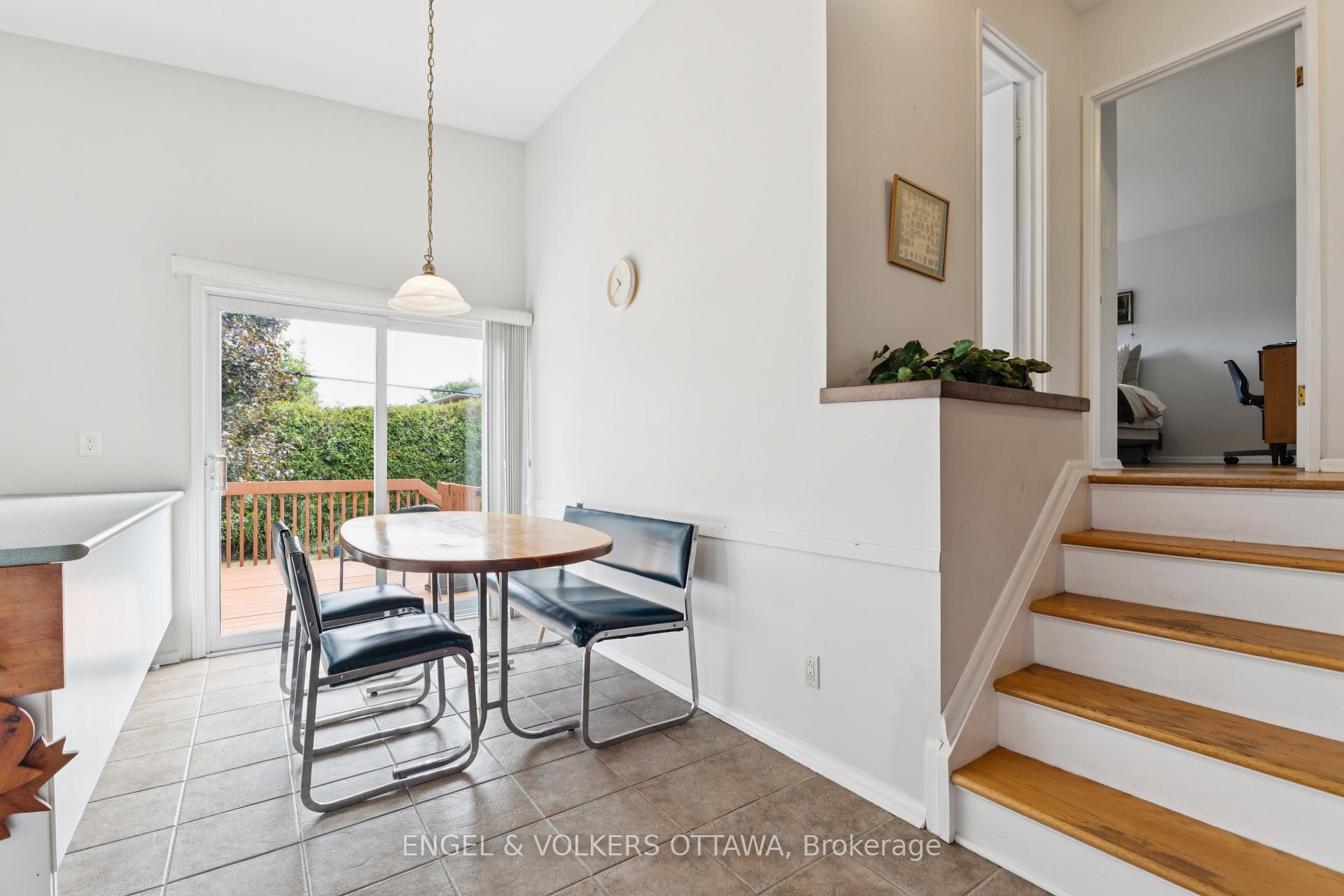Photo 20 of 1161 Cameo Drive, Ottawa, Copeland Park — HOMEH