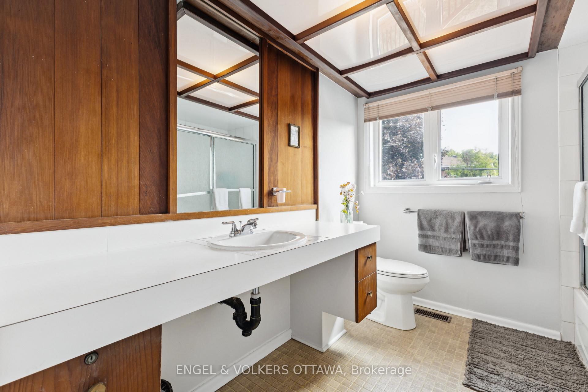 Photo 31 of 1161 Cameo Drive, Ottawa, Copeland Park — HOMEH