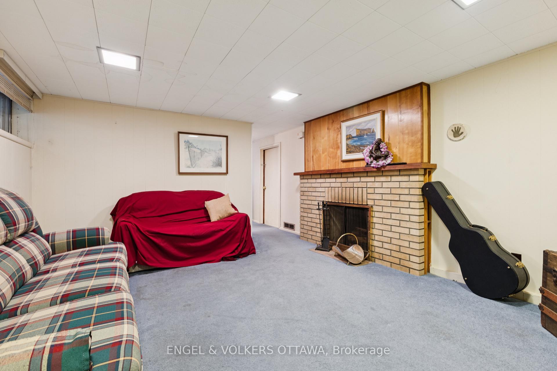 Photo 38 of 1161 Cameo Drive, Ottawa, Copeland Park — HOMEH