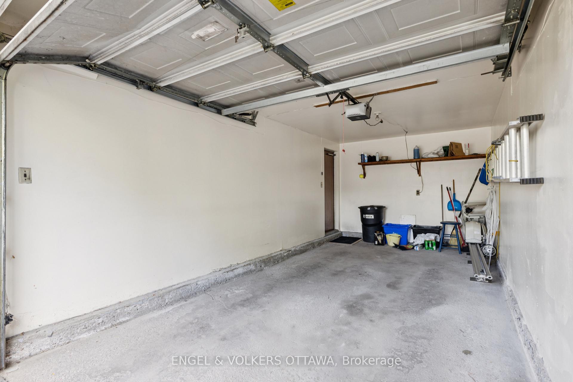 Photo 43 of 1161 Cameo Drive, Ottawa, Copeland Park — HOMEH