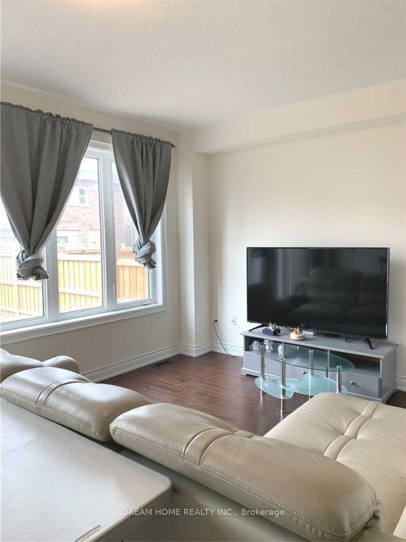 Photo 2 of Unit 201, 88 Mohandas Drive, Markham, Cedarwood — HOMEH