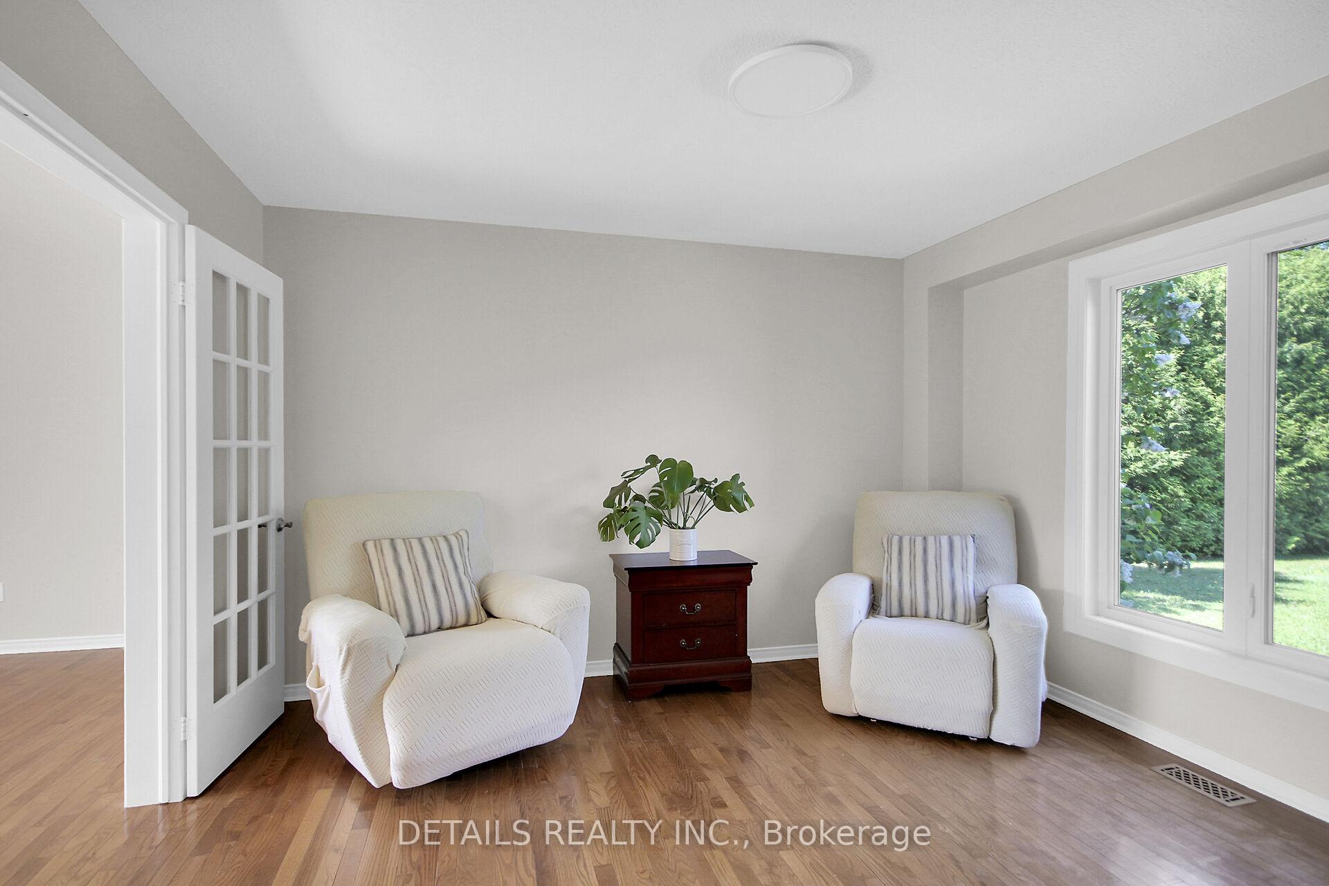 Photo 4 of 1362 Cornfield Crescent, Ottawa, Greely — HOMEH