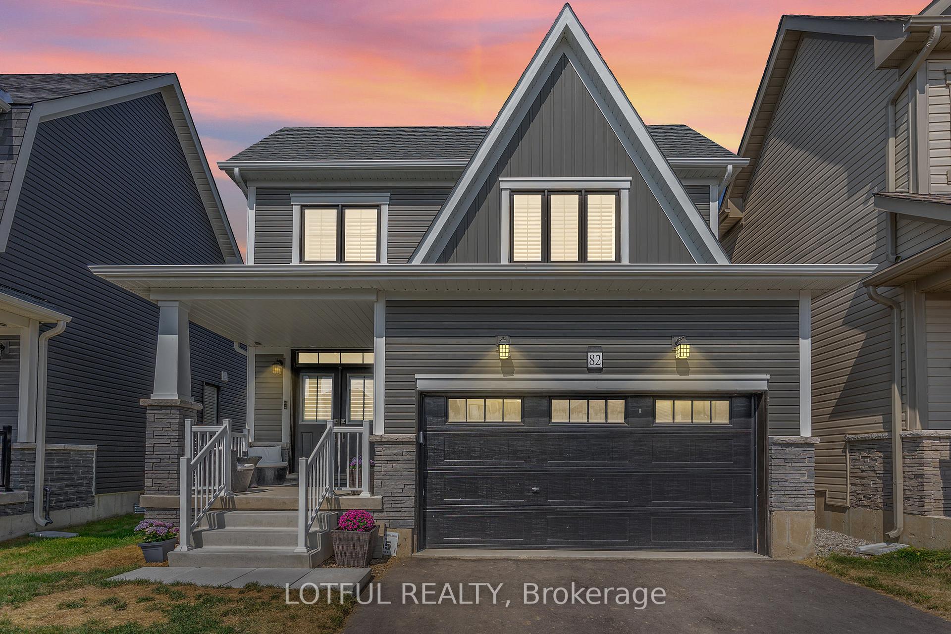 Photo 3 of 82 Lilac Circle, Haldimand — HOMEH