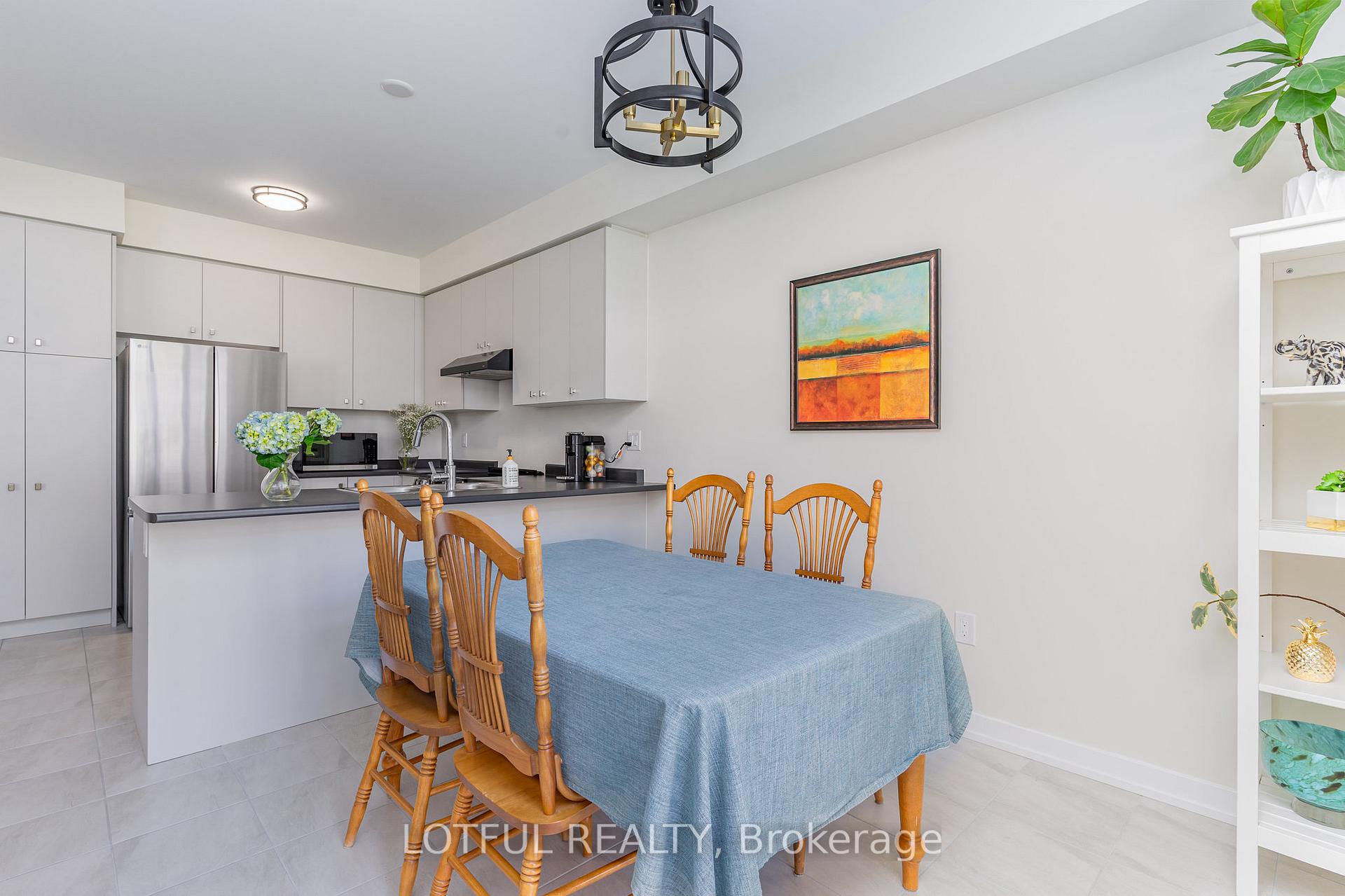 Photo 15 of 82 Lilac Circle, Haldimand — HOMEH