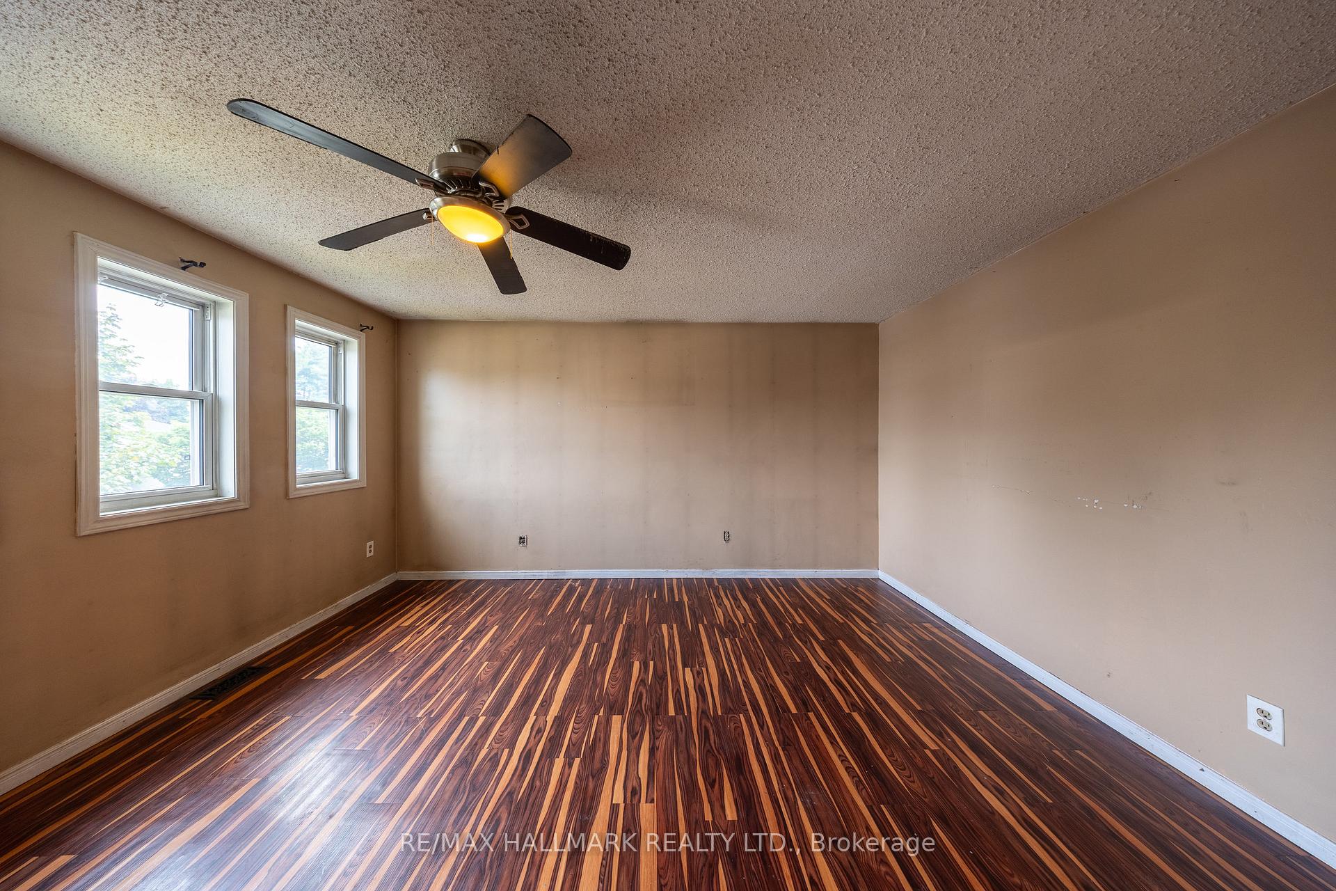 Photo 18 of 200 Adele Crescent, Oshawa, McLaughlin — HOMEH
