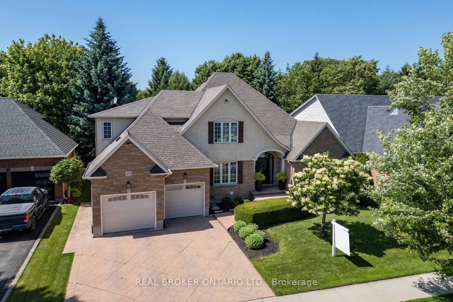 Photo 2 of 24 Worthington Drive, Clarington, Courtice — HOMEH