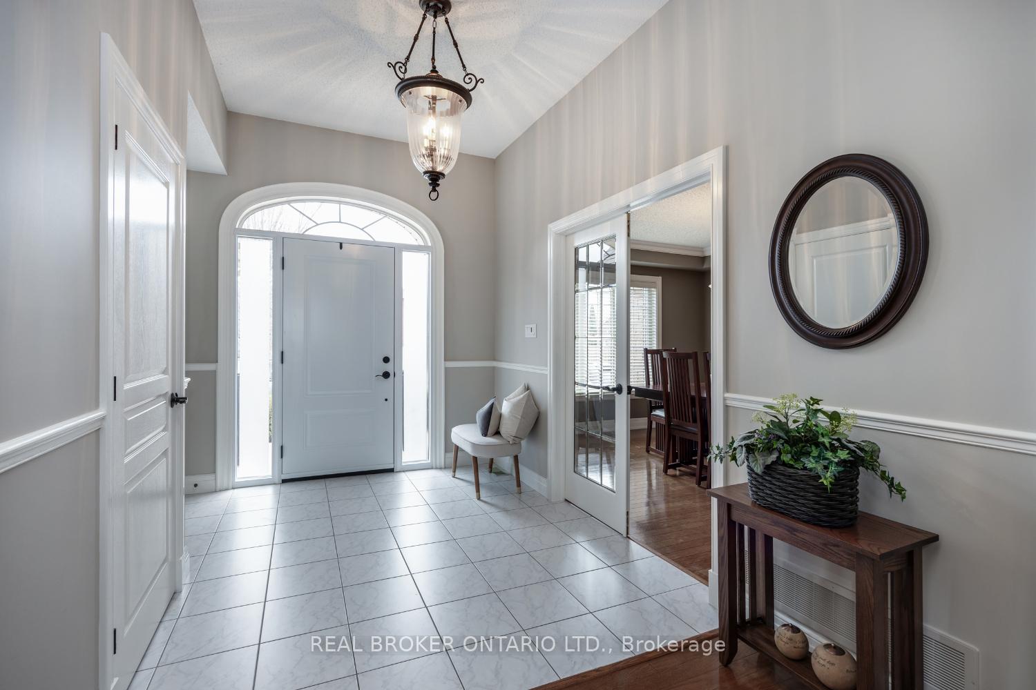 Photo 8 of 24 Worthington Drive, Clarington, Courtice — HOMEH