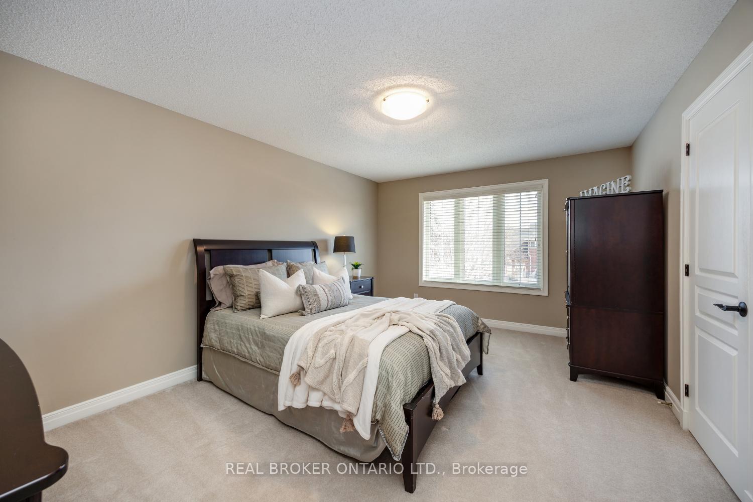 Photo 25 of 24 Worthington Drive, Clarington, Courtice — HOMEH