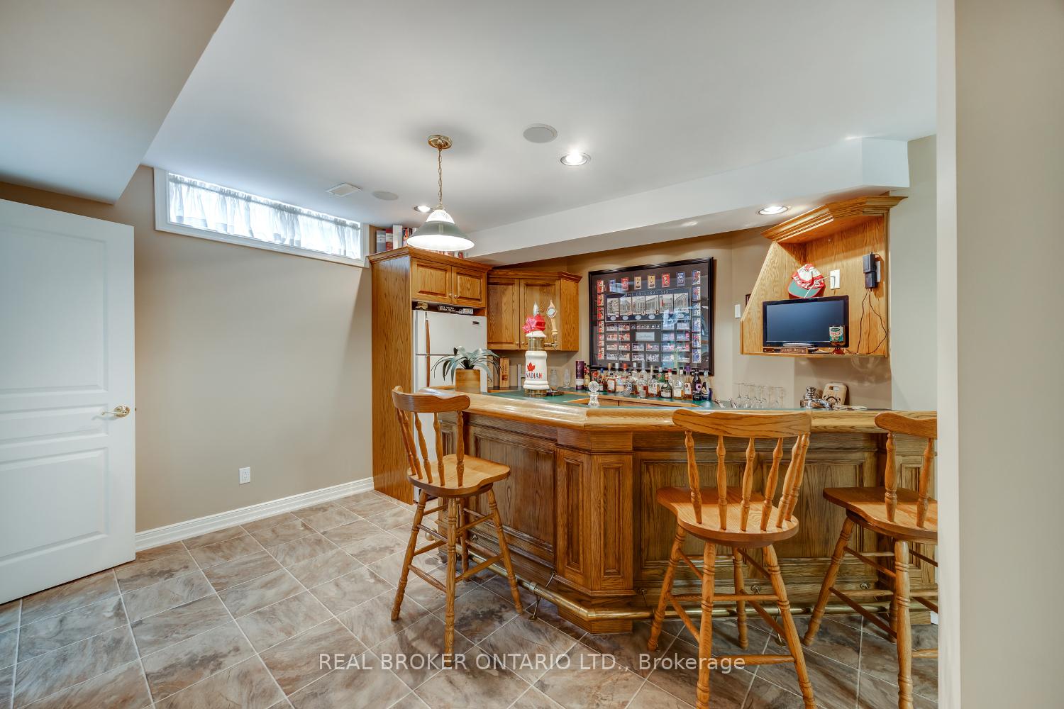 Photo 34 of 24 Worthington Drive, Clarington, Courtice — HOMEH