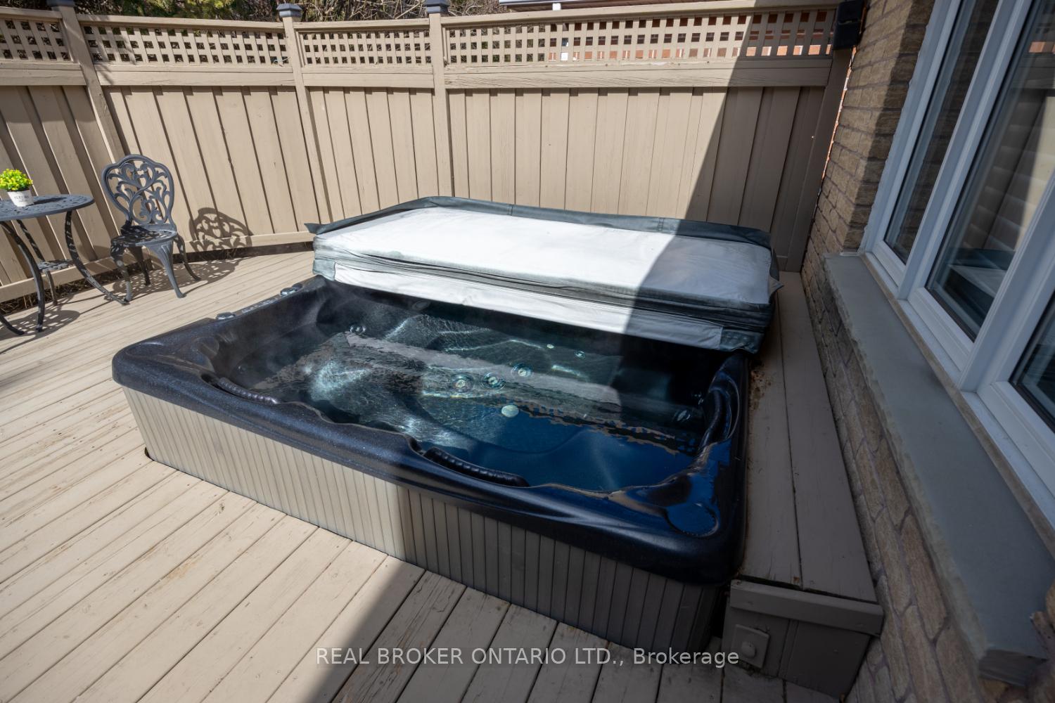 Photo 46 of 24 Worthington Drive, Clarington, Courtice — HOMEH