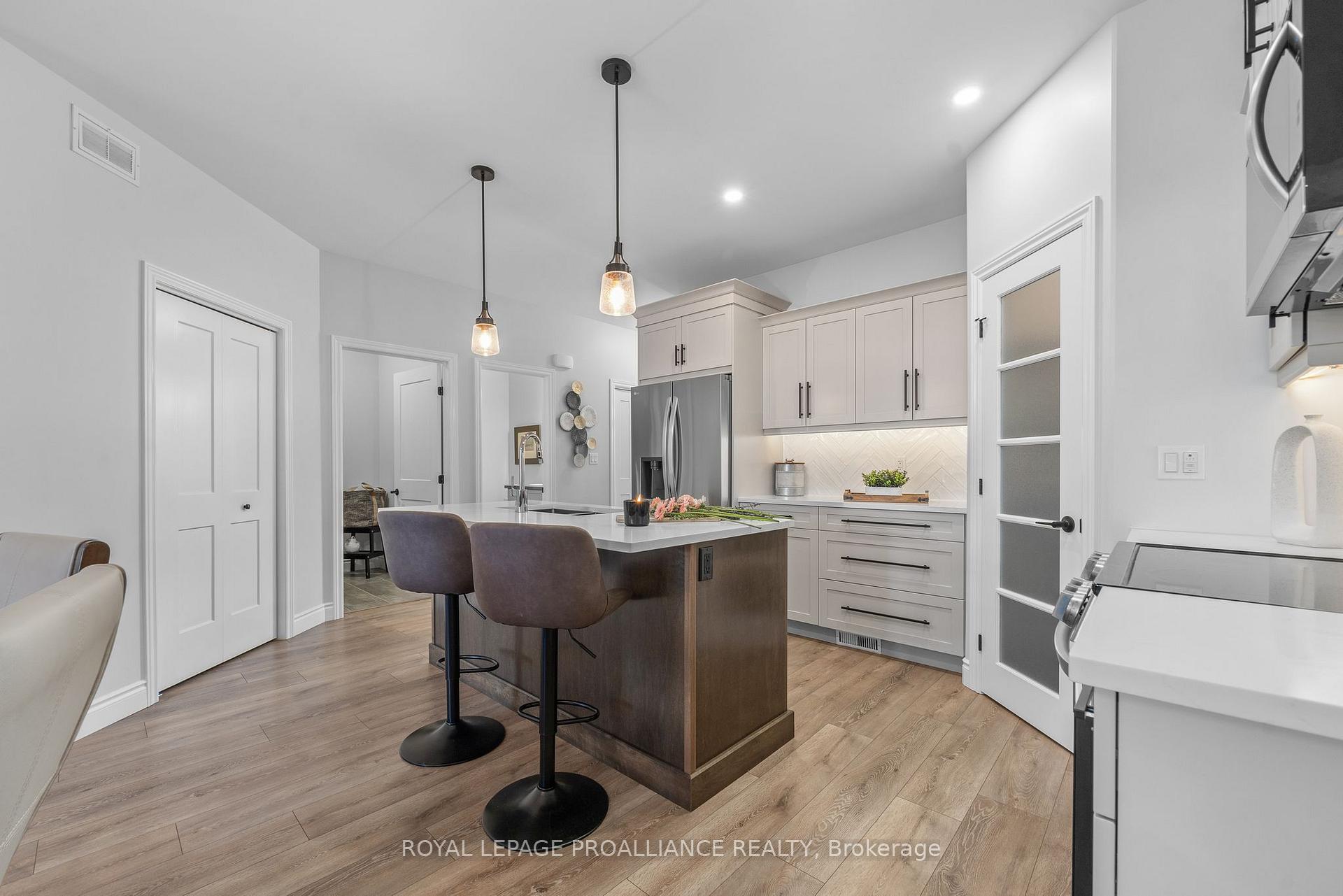 Photo 14 of 26 Raycroft Drive, Belleville, Thurlow Ward — HOMEH