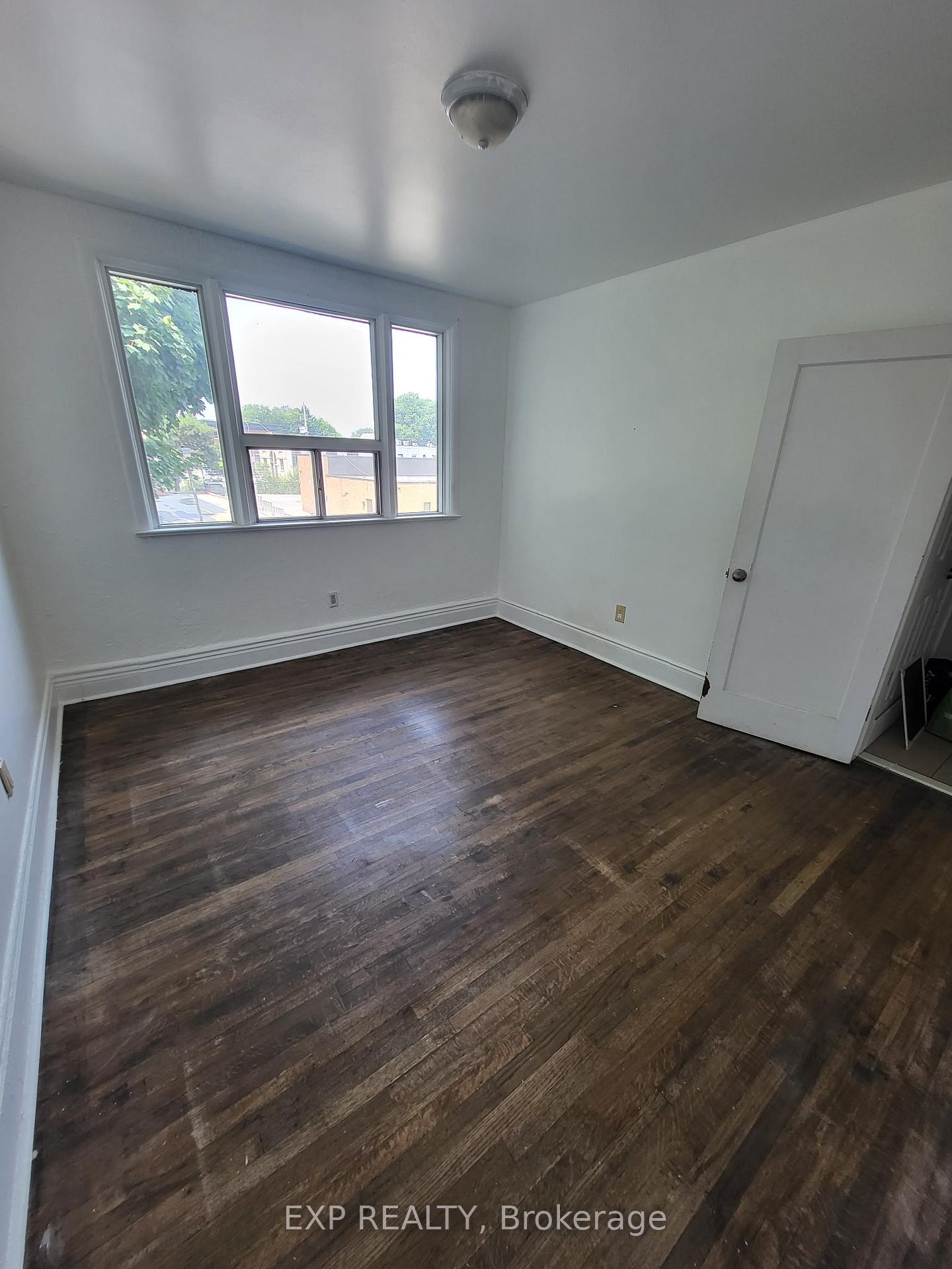 Photo 2 of Unit 2, 9 Proctor Boulevard, Hamilton, Gibson — HOMEH