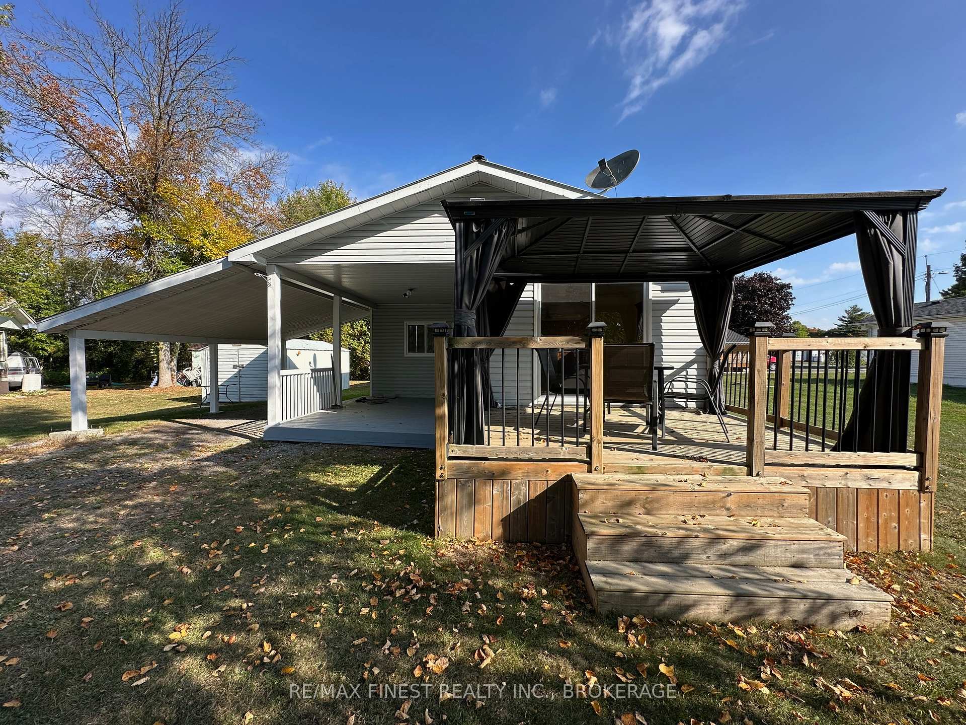 Photo 3 of 4329 E.R. Orser Drive, Frontenac, Frontenac South — HOMEH