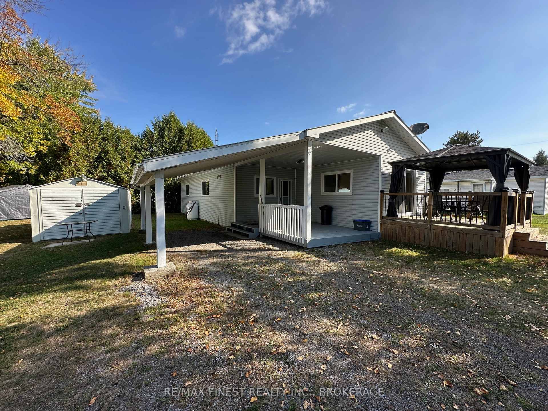 Photo 4 of 4329 E.R. Orser Drive, Frontenac, Frontenac South — HOMEH