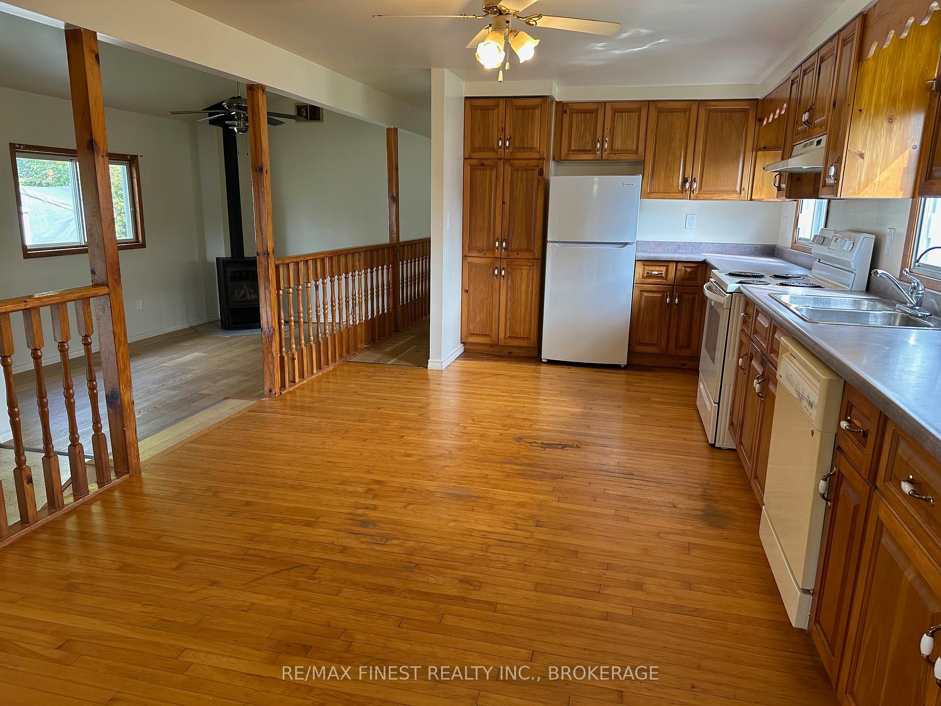 Photo 9 of 4329 E.R. Orser Drive, Frontenac, Frontenac South — HOMEH
