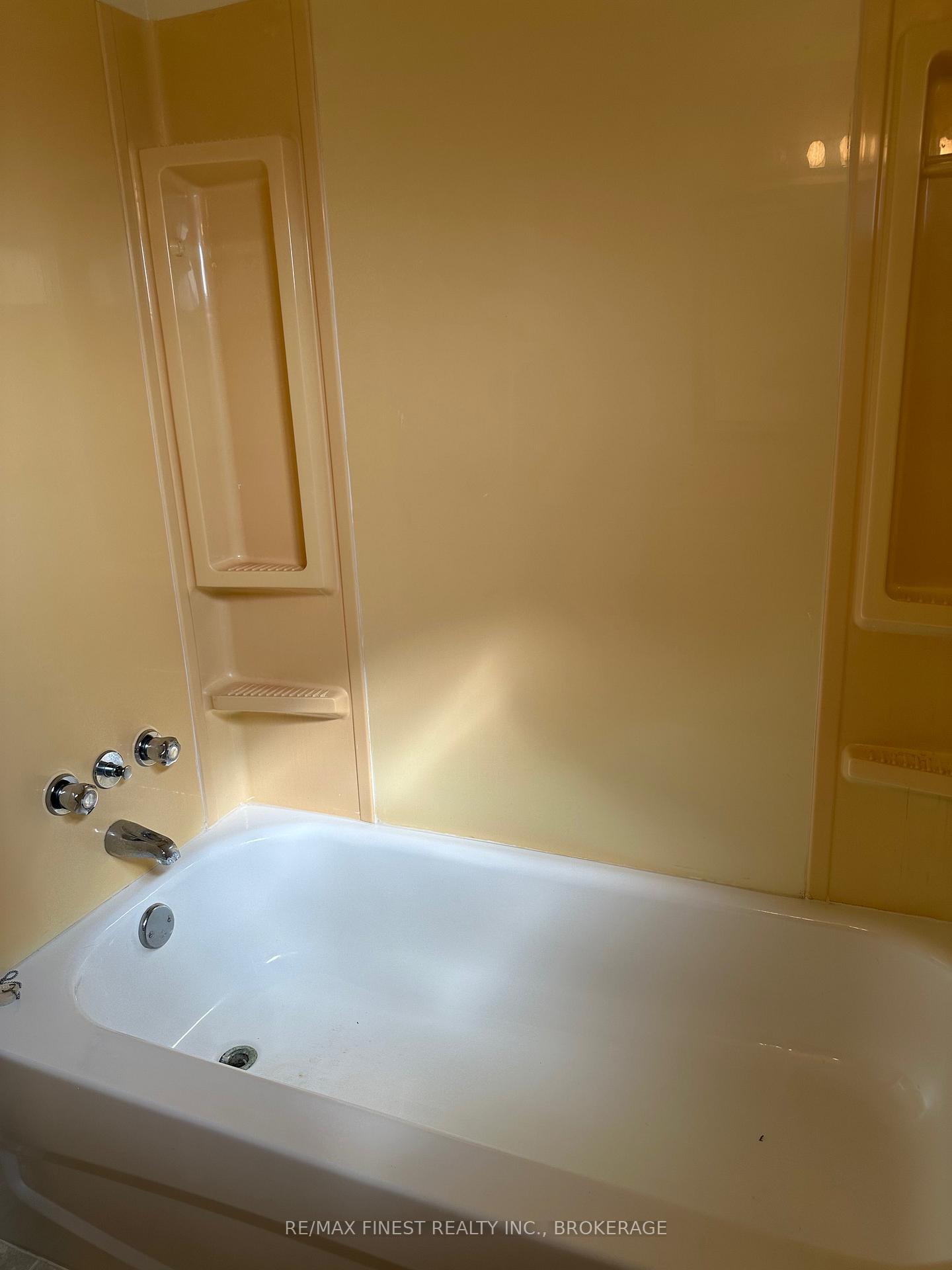 Photo 15 of 4329 E.R. Orser Drive, Frontenac, Frontenac South — HOMEH