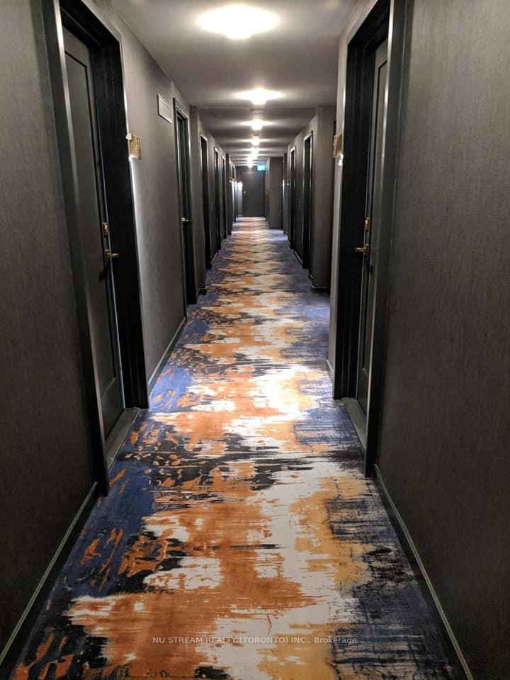 Photo 4 of Unit 1813, 50 Charles Street E, Toronto, Church-Yonge Corridor — HOMEH